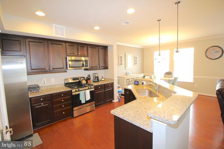 DANE RIDGE CONDO - Residential Lease