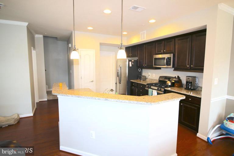 DANE RIDGE CONDO - Residential Lease