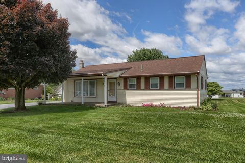 Photo of 311 Poplar Street, RICHLAND, PA 17087 (MLS # PALN2026710)