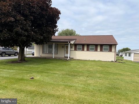 Homes For Sale - 311 Poplar Street<br/> RICHLAND, PA 17087