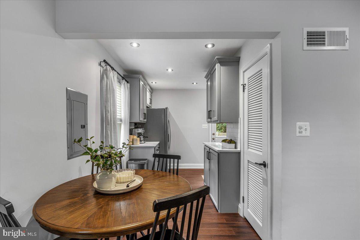 BEL AIR - Residential Lease