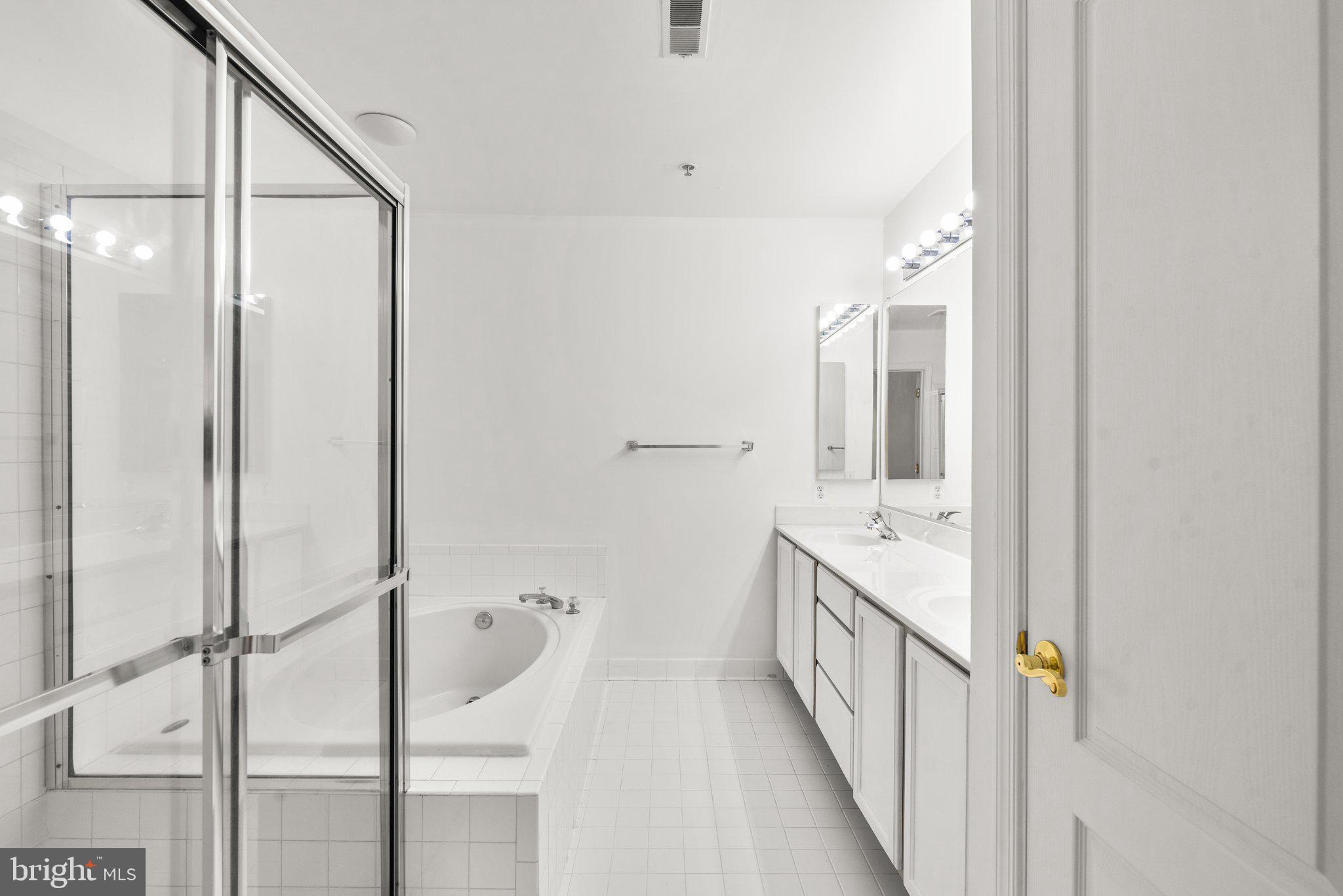 SUMMERFIELD AT RIVER HILL - Residential Lease