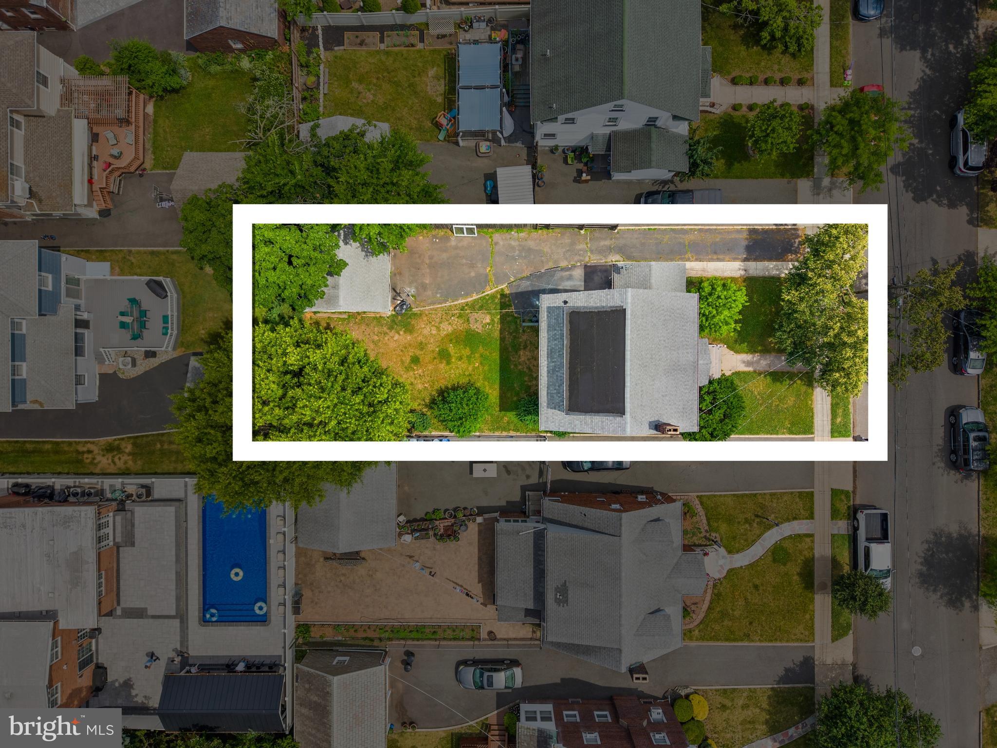 1029 KIPLING ROAD 1031