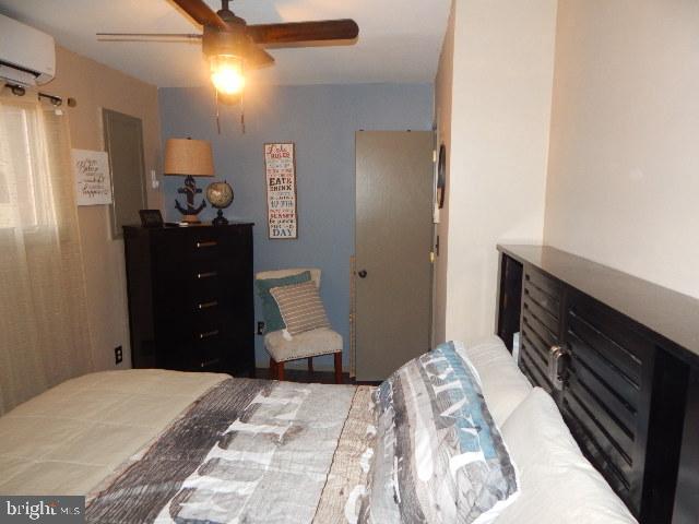 HIDEOUT THE - Residential