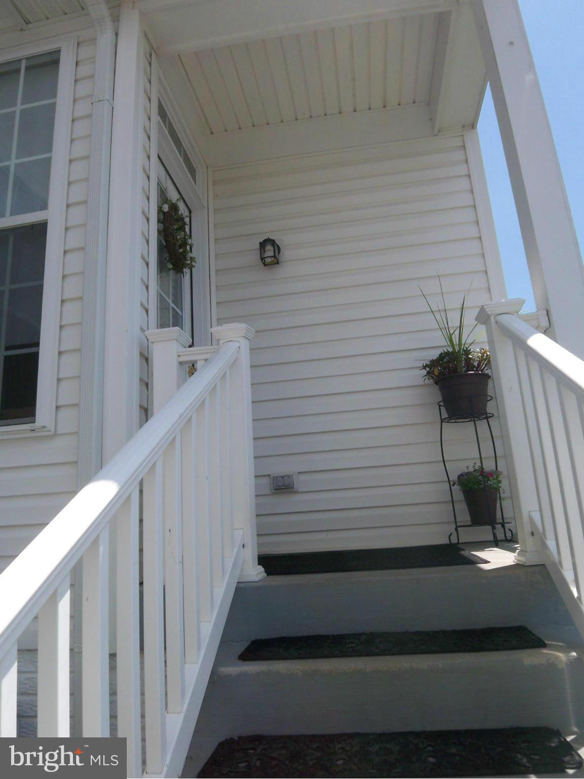 STEPHENS LANDING - Residential Lease