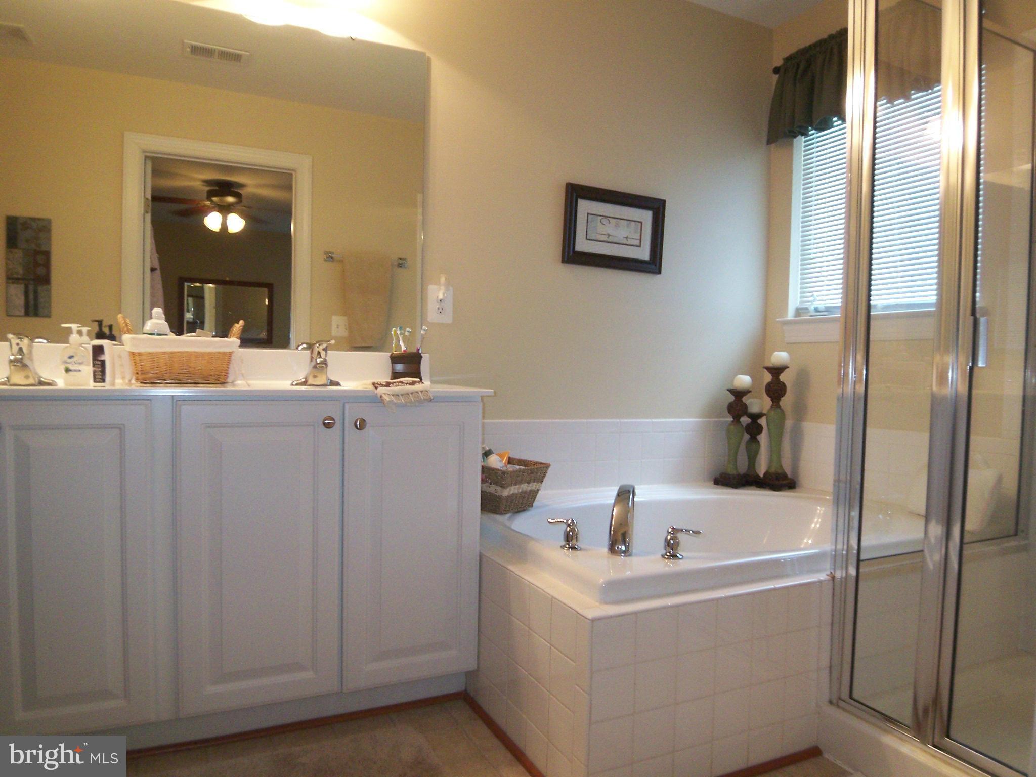 STEPHENS LANDING - Residential Lease