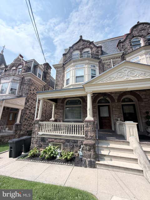 Townhouse For Rent - 834 Centre Avenue #1ST AND 2ND FLOOR<br/> Berks County, READING, PA 19601