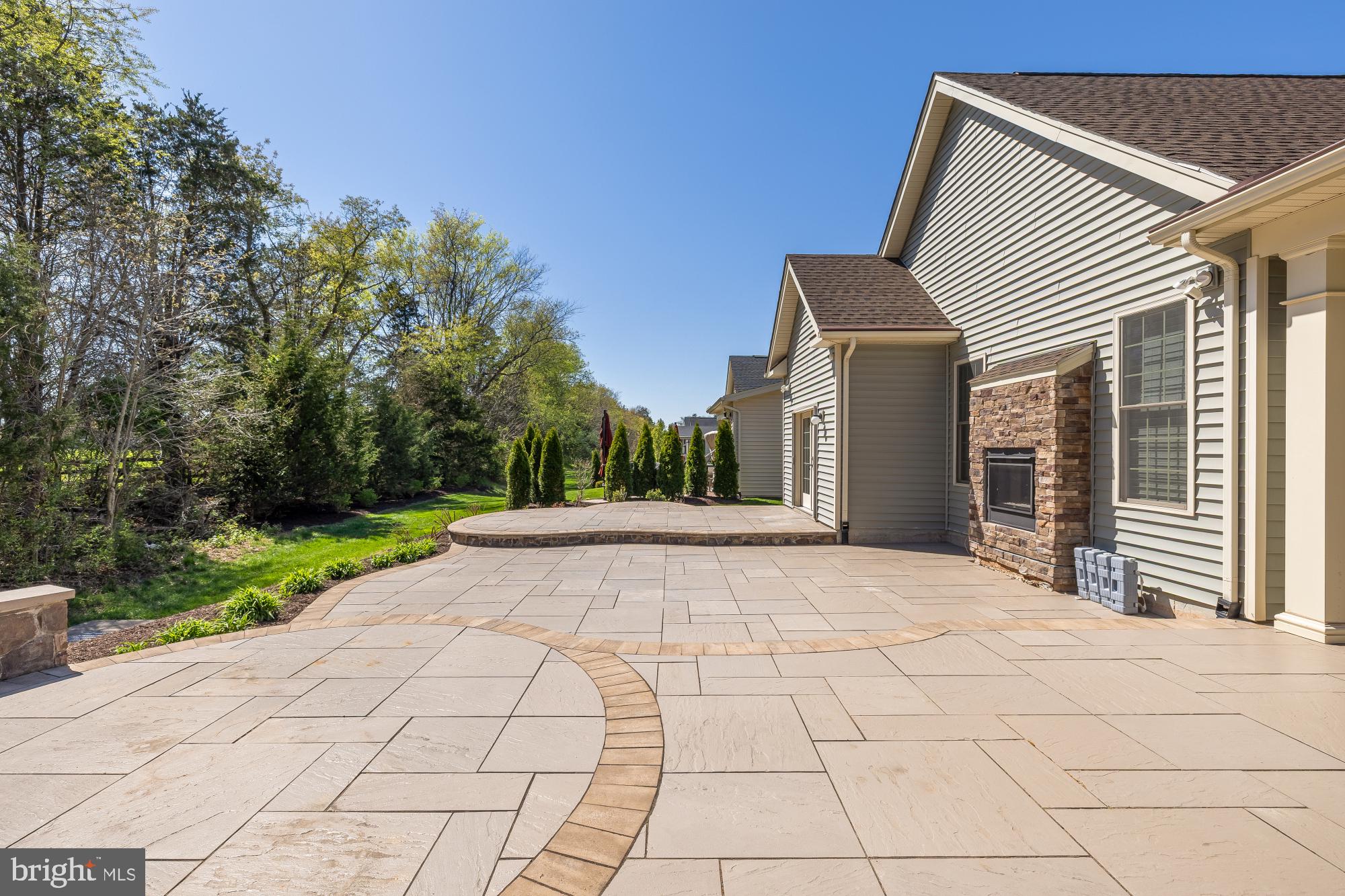 REGENCY AT CREEKSIDE - Residential