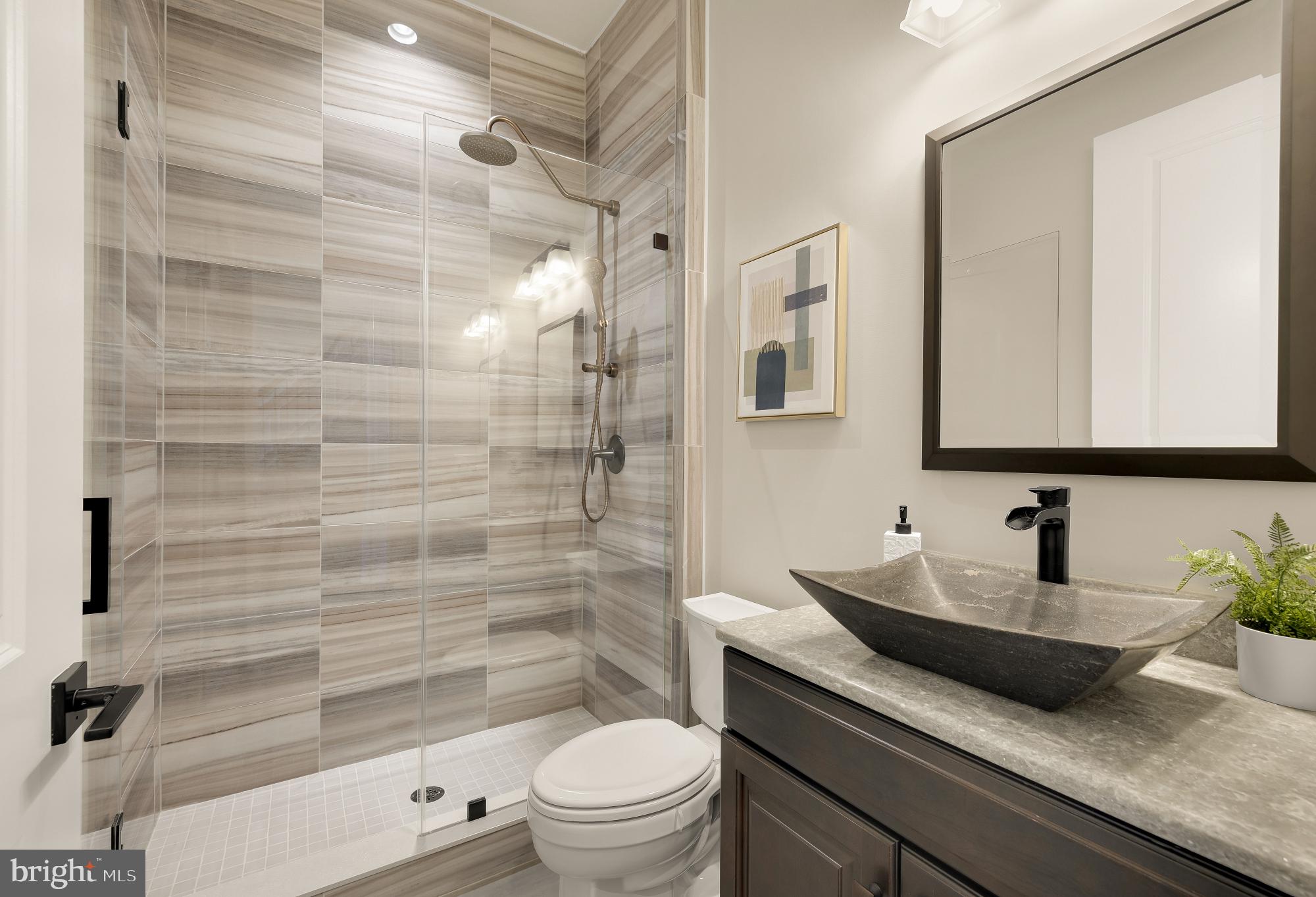 REGENCY AT CREEKSIDE - Residential