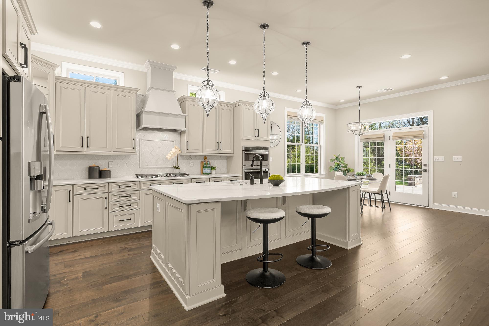 REGENCY AT CREEKSIDE - Residential