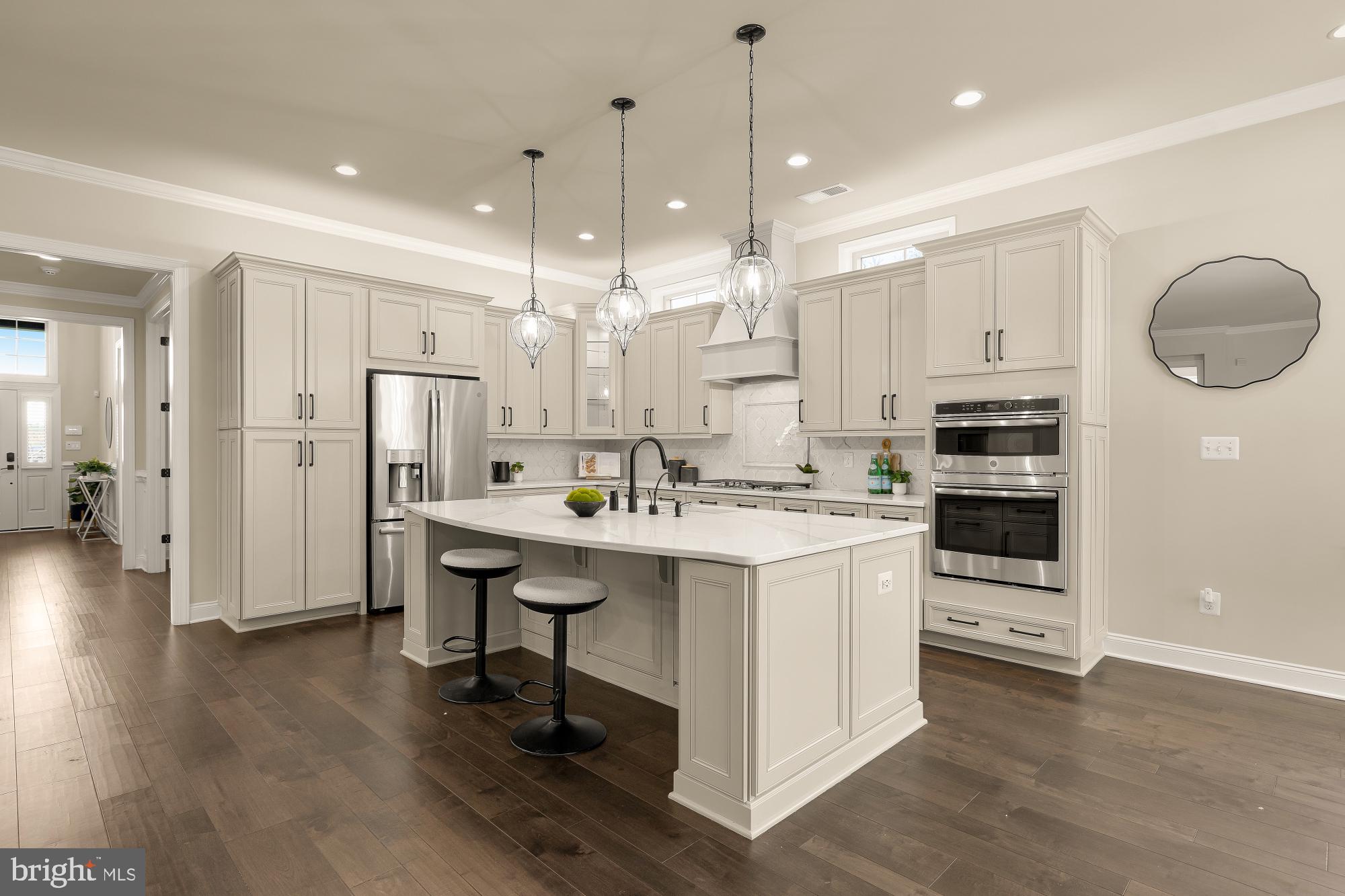 REGENCY AT CREEKSIDE - Residential