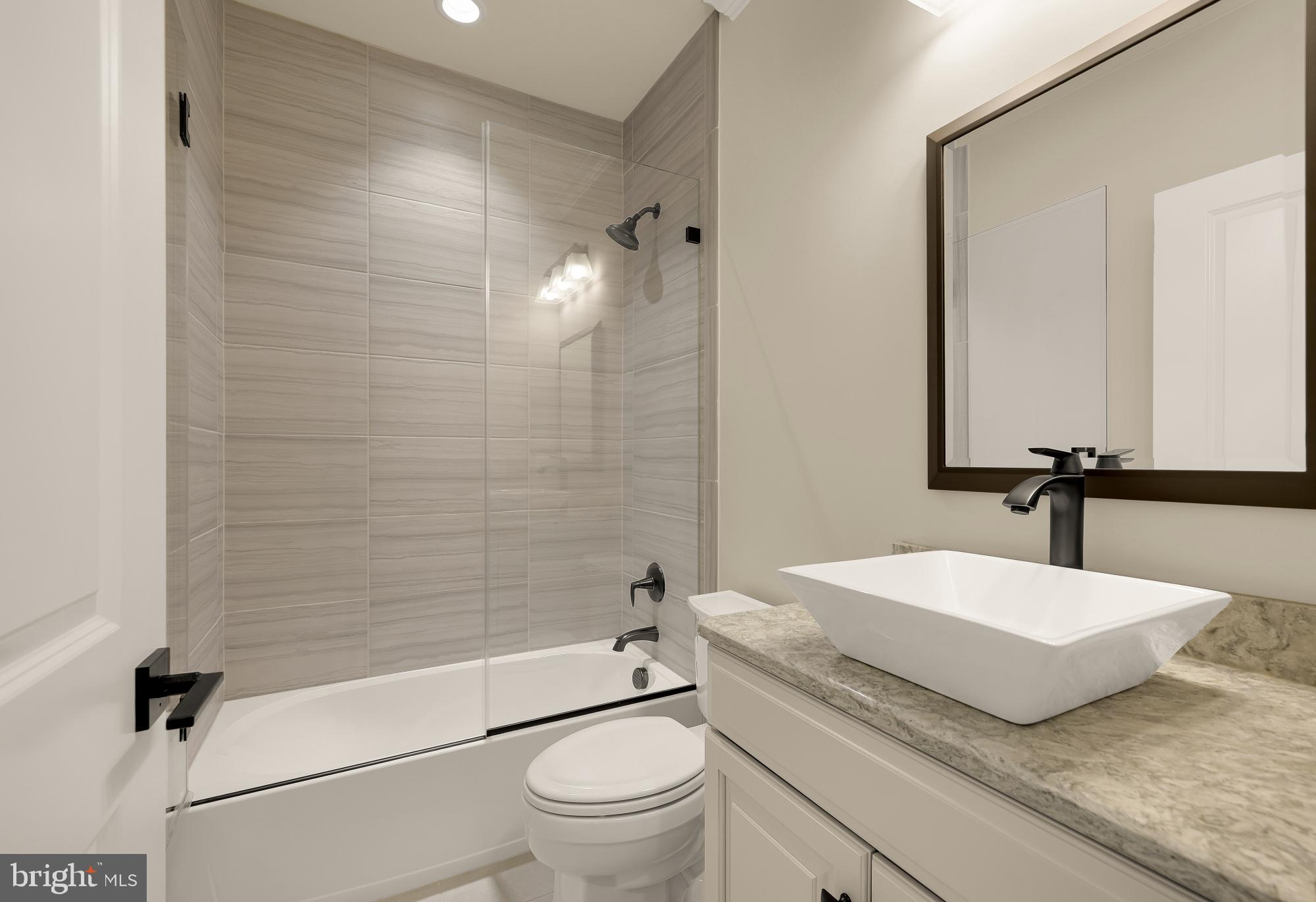 REGENCY AT CREEKSIDE - Residential