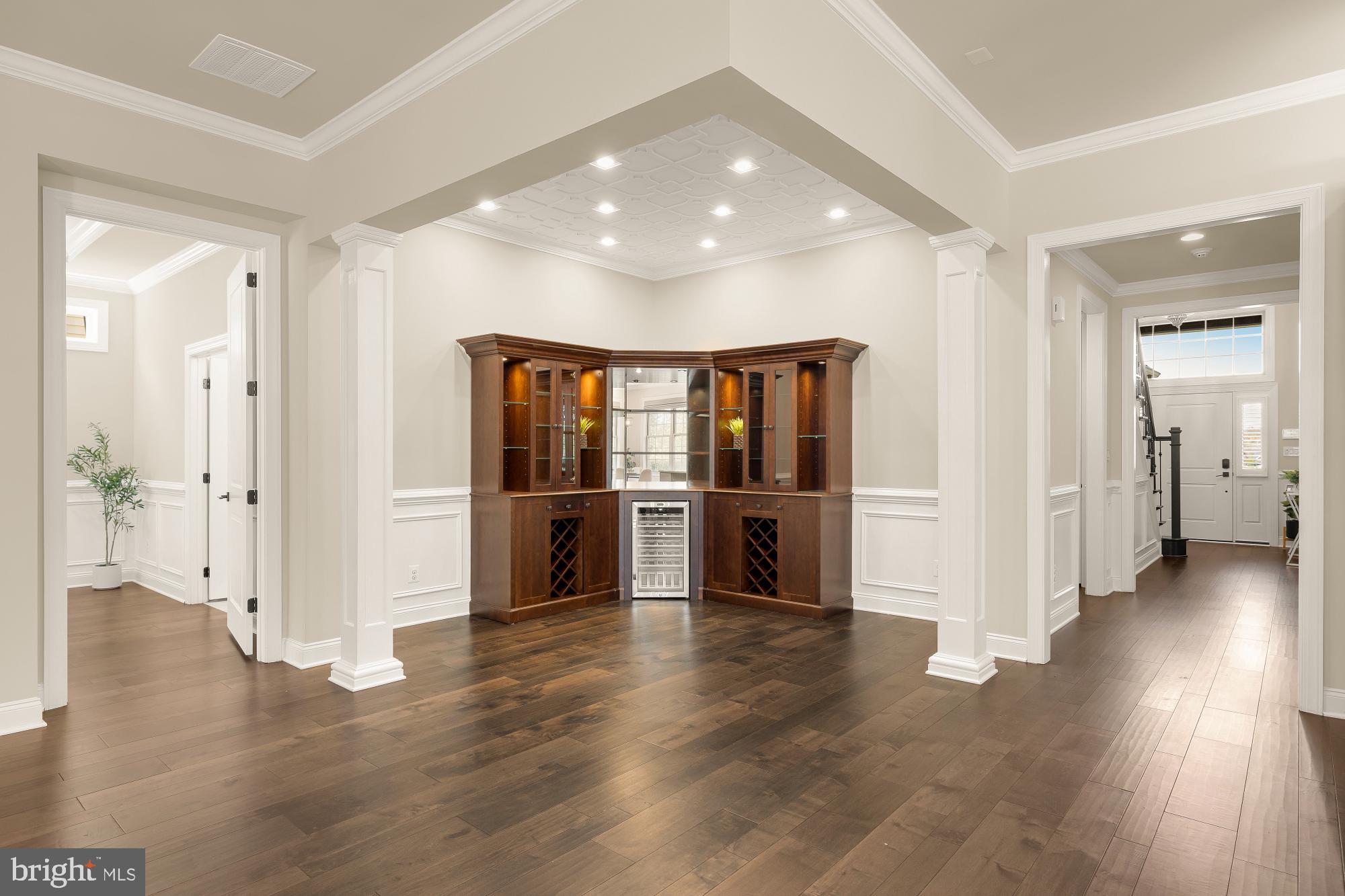 REGENCY AT CREEKSIDE - Residential