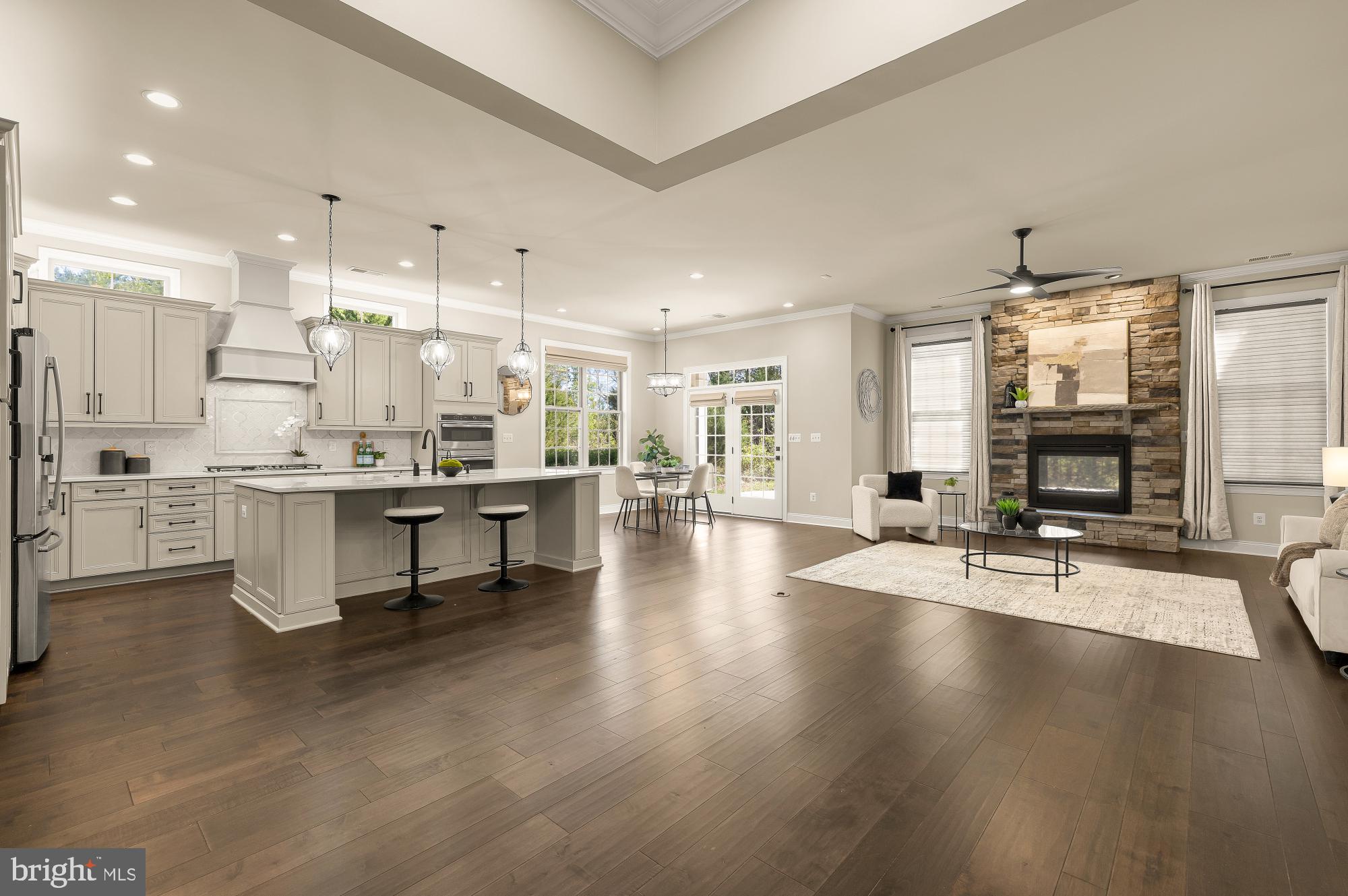 REGENCY AT CREEKSIDE - Residential