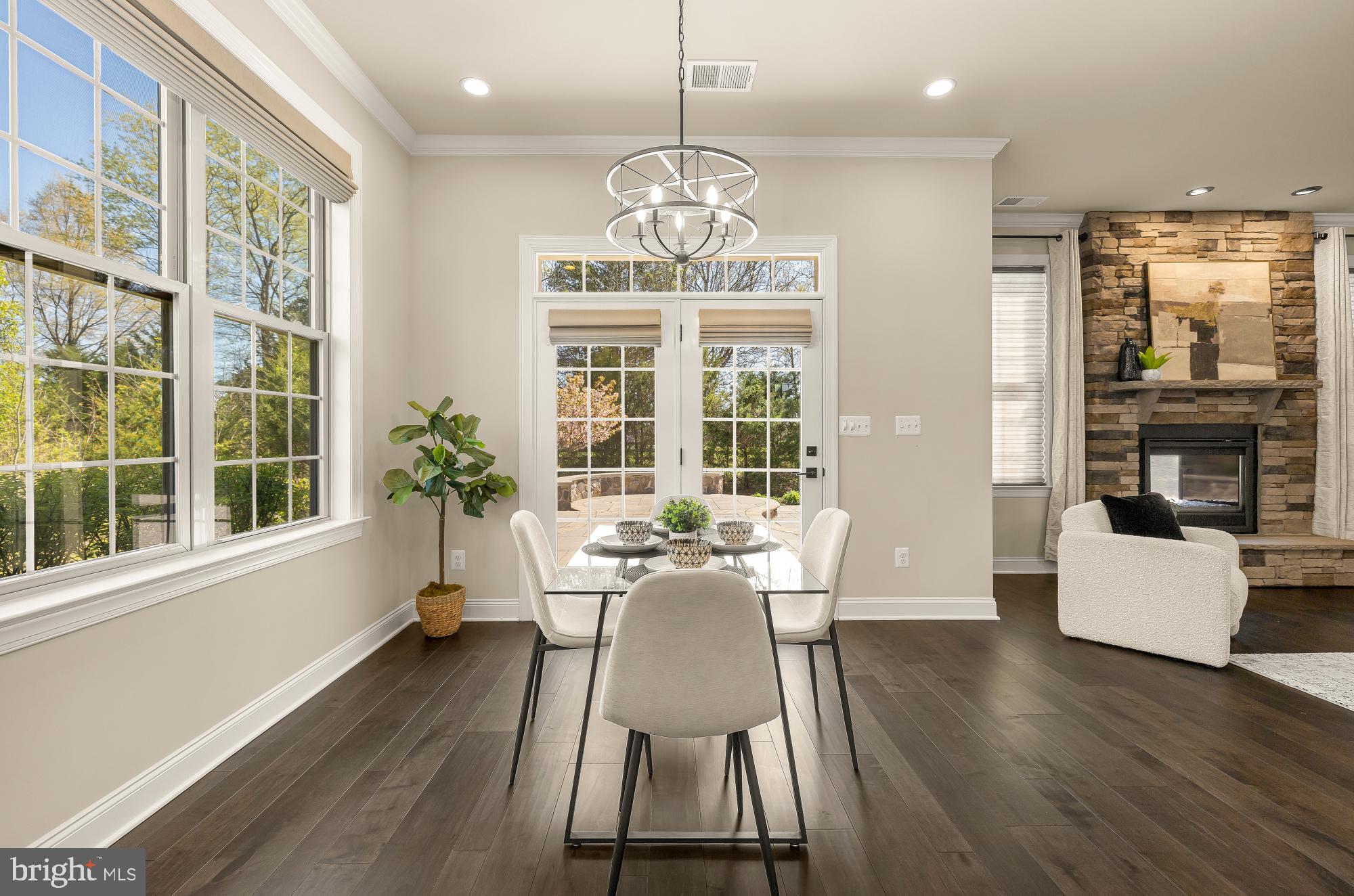 REGENCY AT CREEKSIDE - Residential