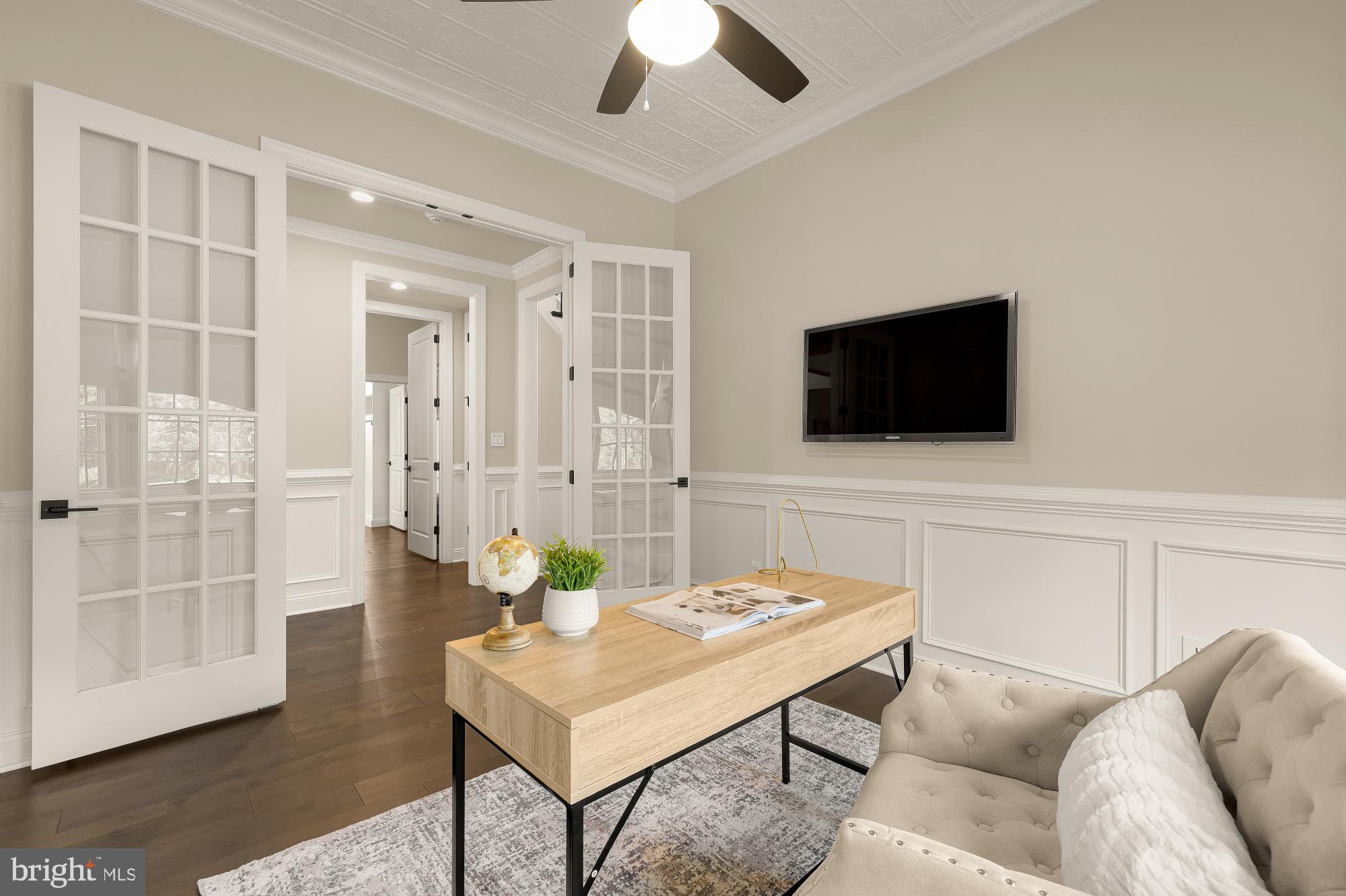 REGENCY AT CREEKSIDE - Residential
