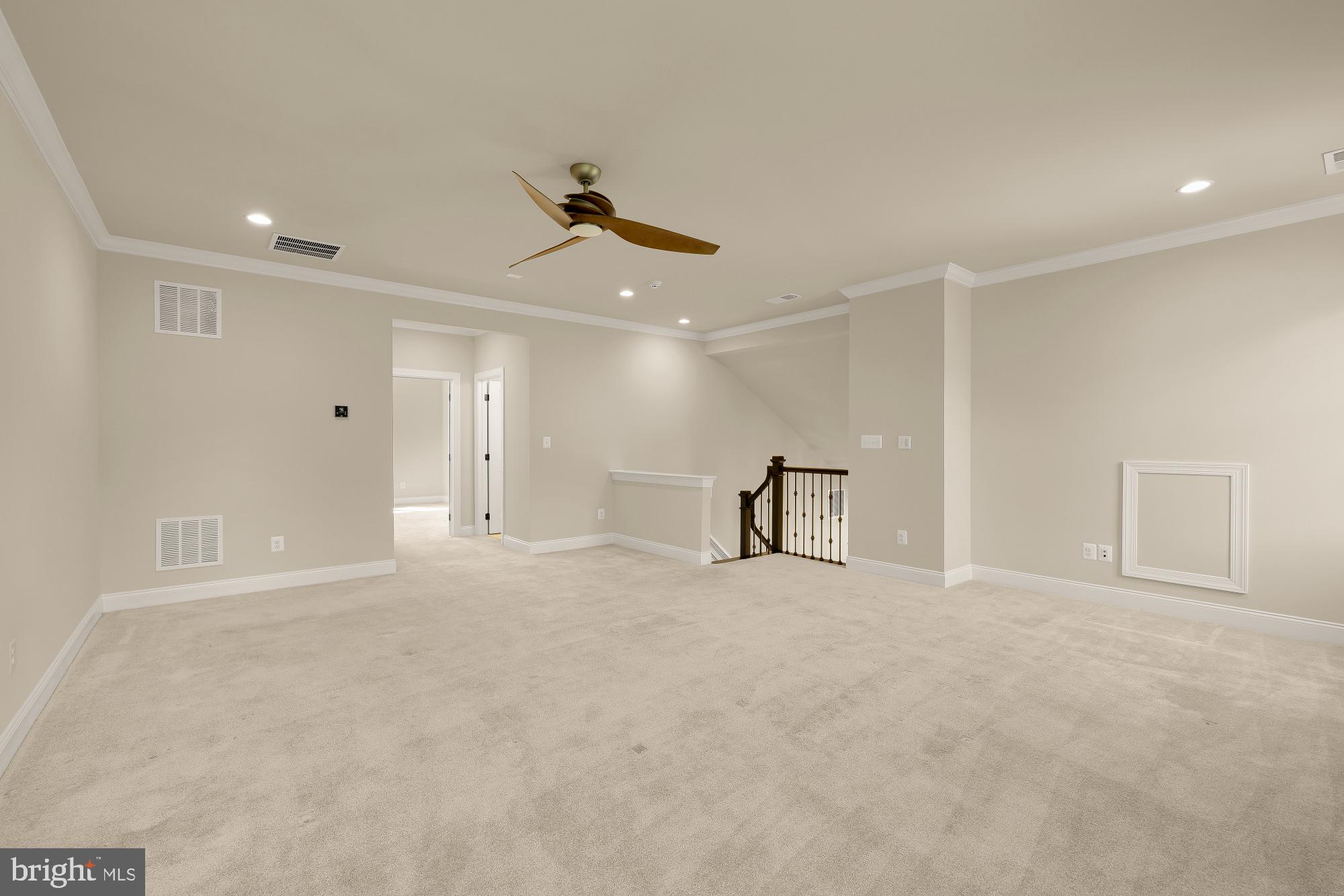 REGENCY AT CREEKSIDE - Residential