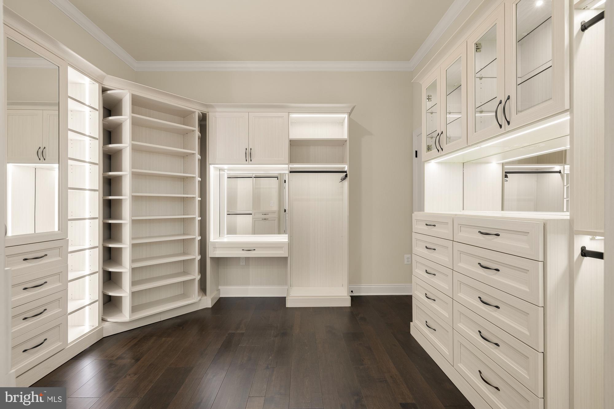 REGENCY AT CREEKSIDE - Residential