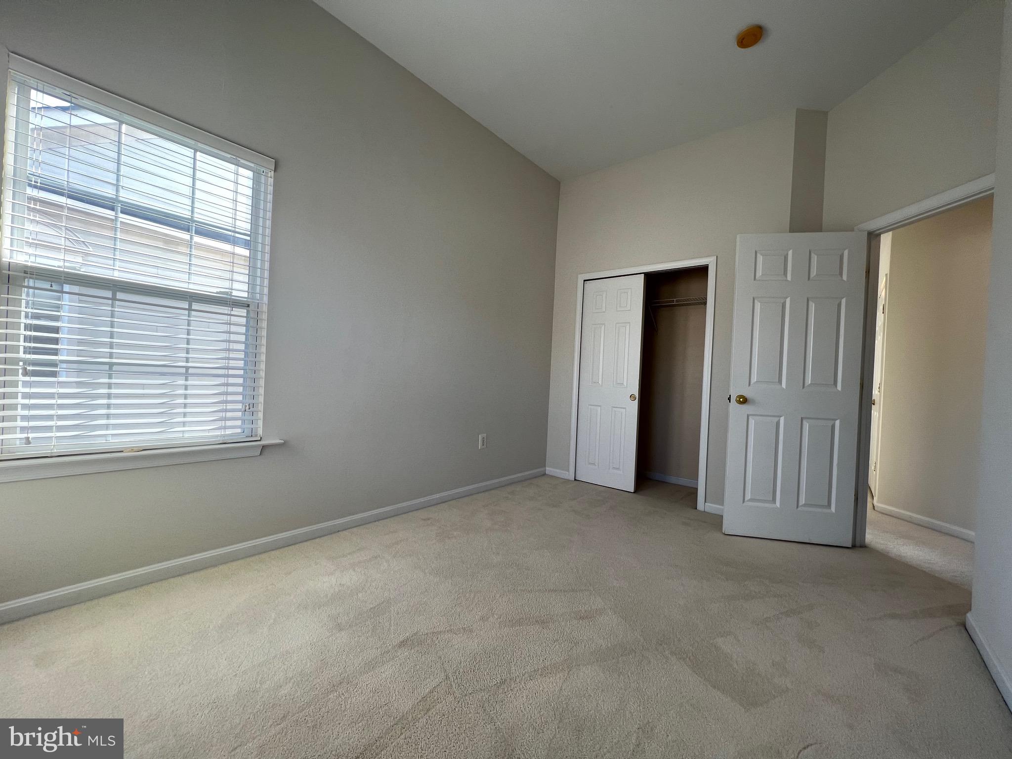 BELMONT TOWN CENTER - Residential Lease