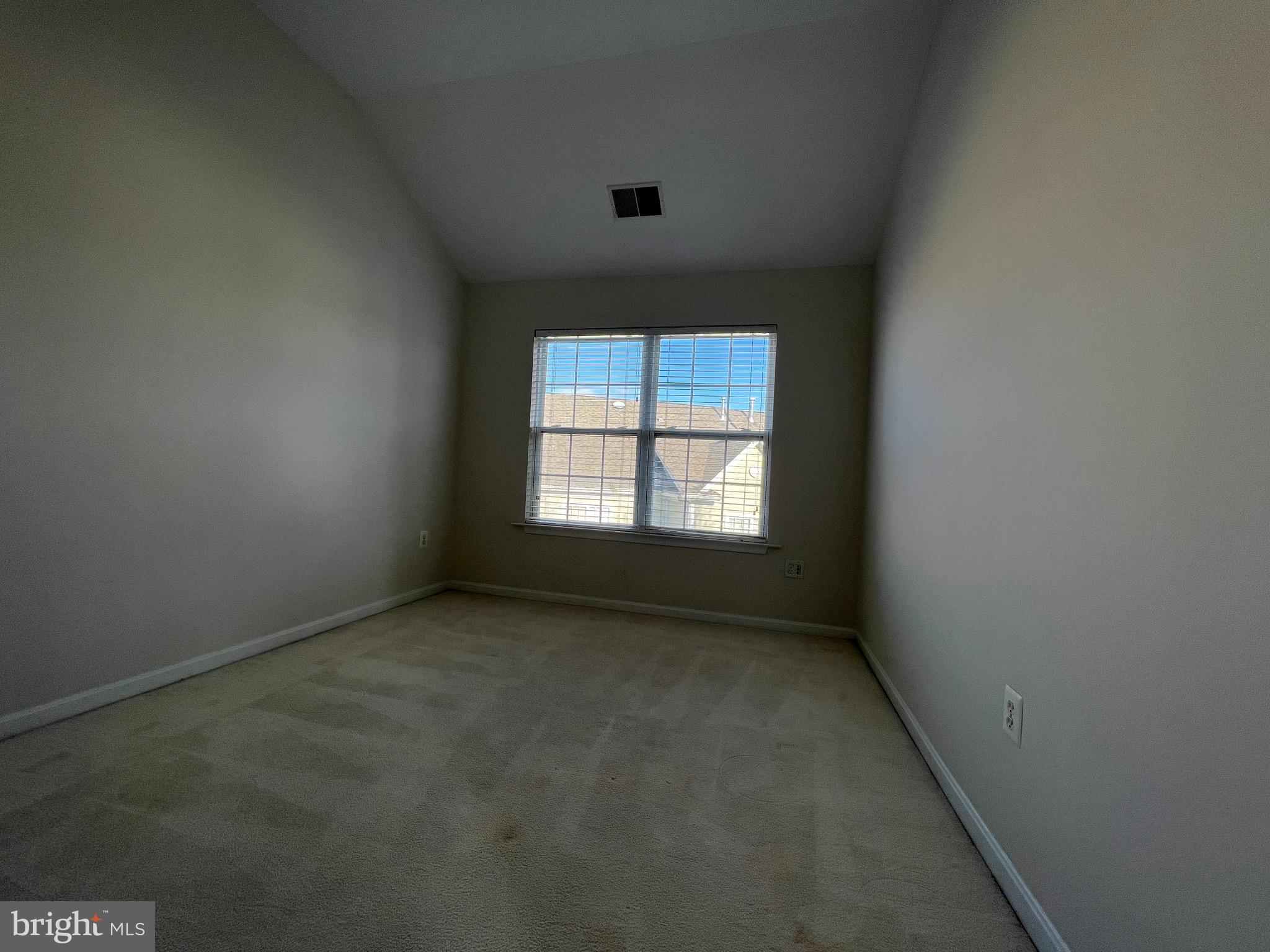 BELMONT TOWN CENTER - Residential Lease