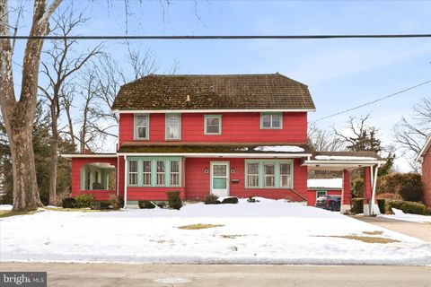 Homes For Sale - 4121 Nottingham Way<br/> HAMILTON, NJ 08690