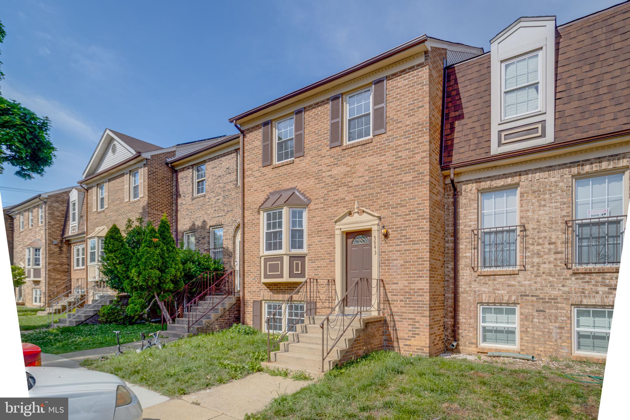 5943 SURRATTS VILLAGE DRIVE
