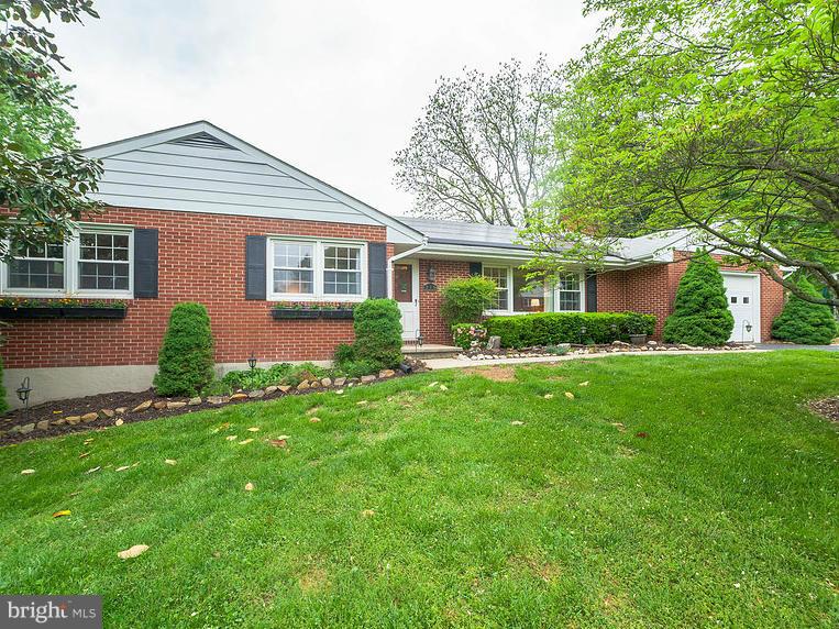 ADAMS HEIGHTS - Residential