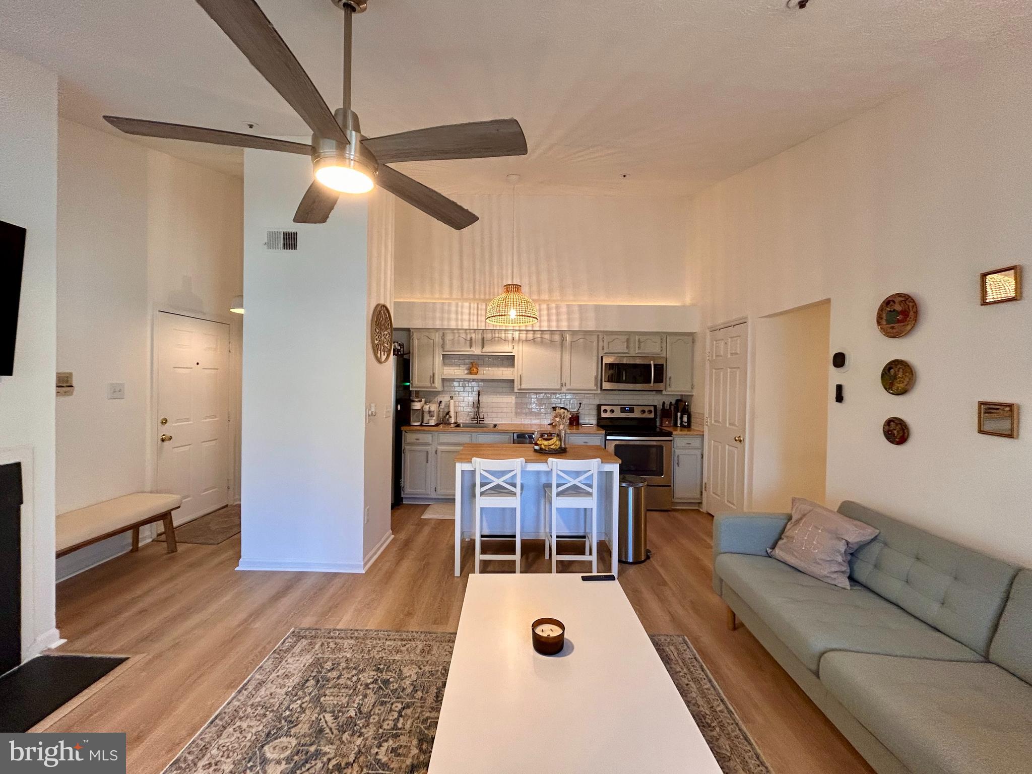 BEDFORD COMMONS - Residential