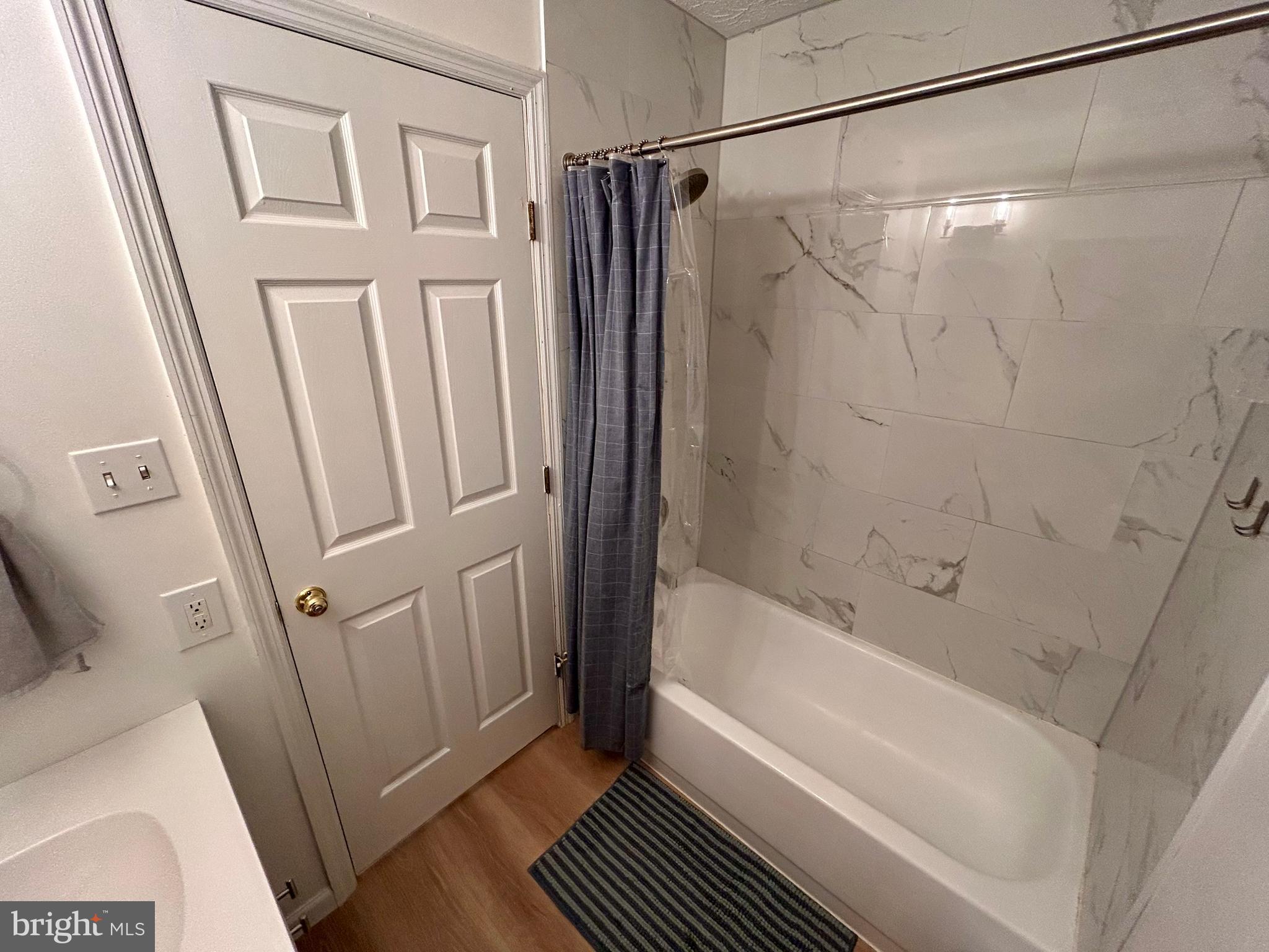 BEDFORD COMMONS - Residential