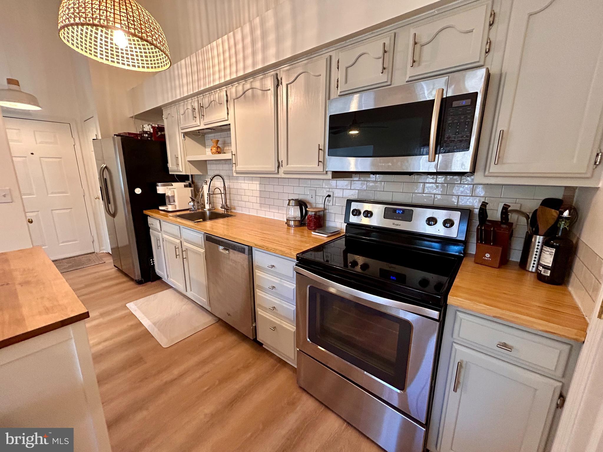 BEDFORD COMMONS - Residential