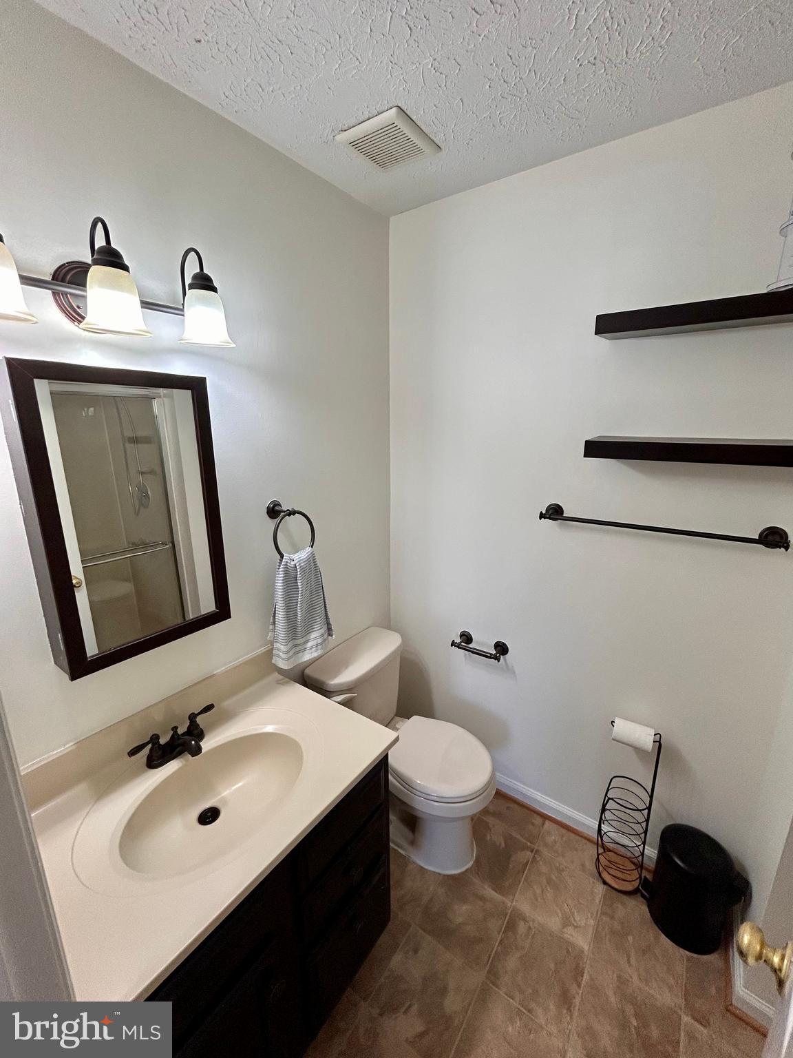 BEDFORD COMMONS - Residential