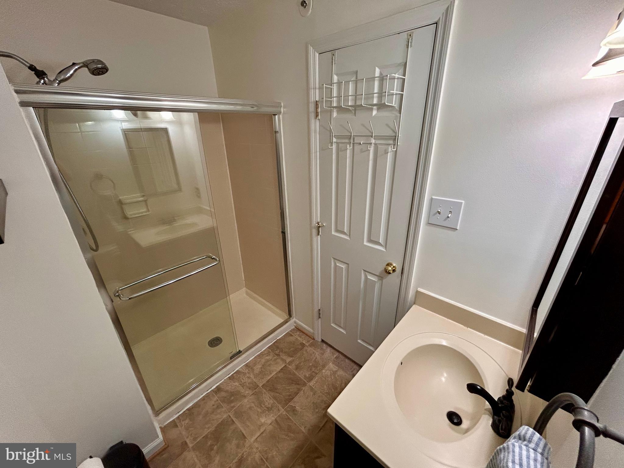 BEDFORD COMMONS - Residential