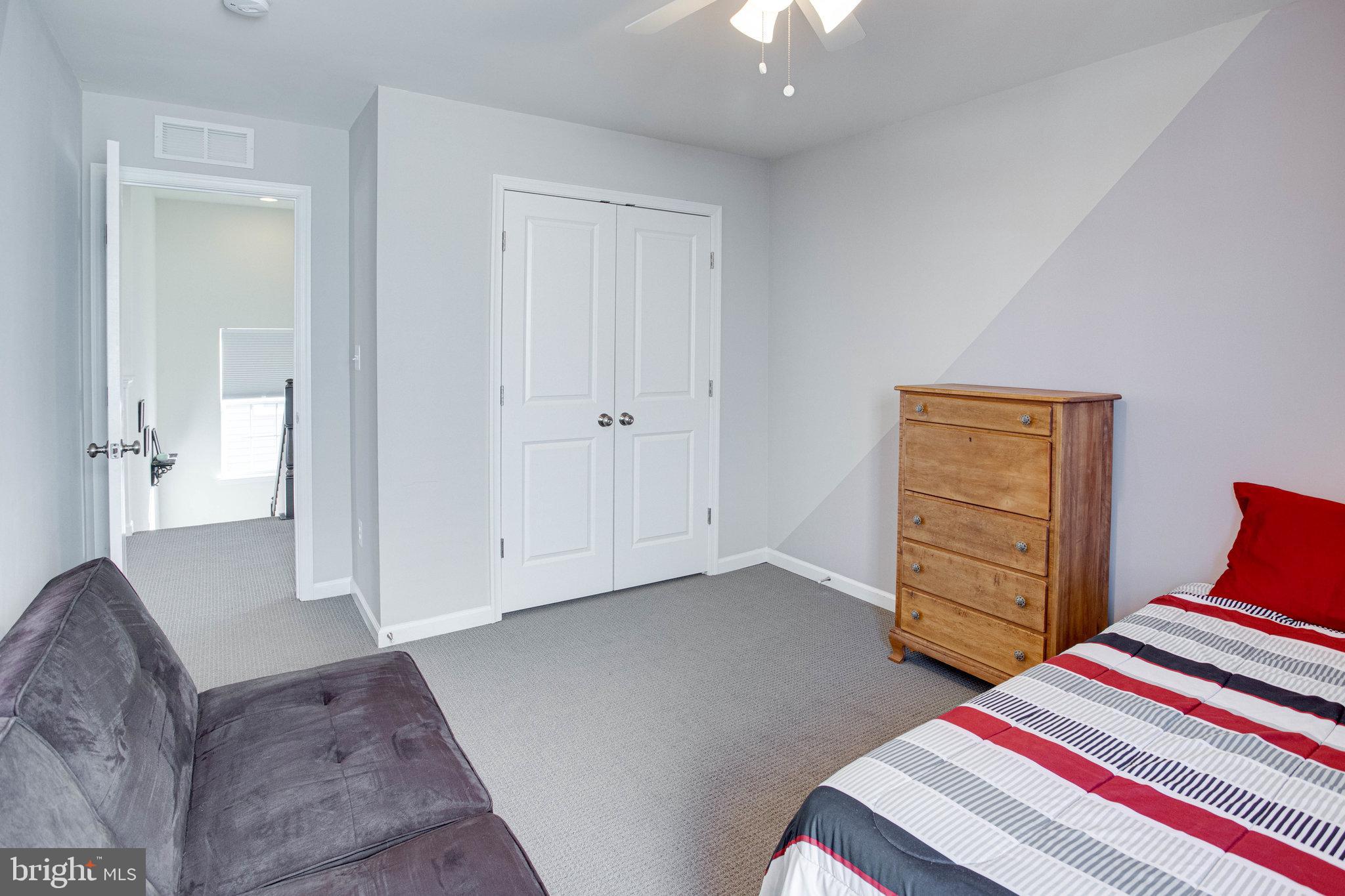 EMBREY MILL - Residential