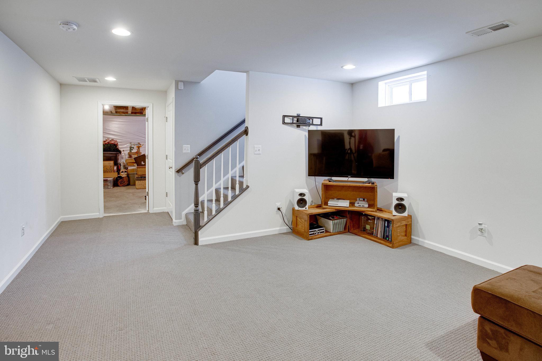 EMBREY MILL - Residential