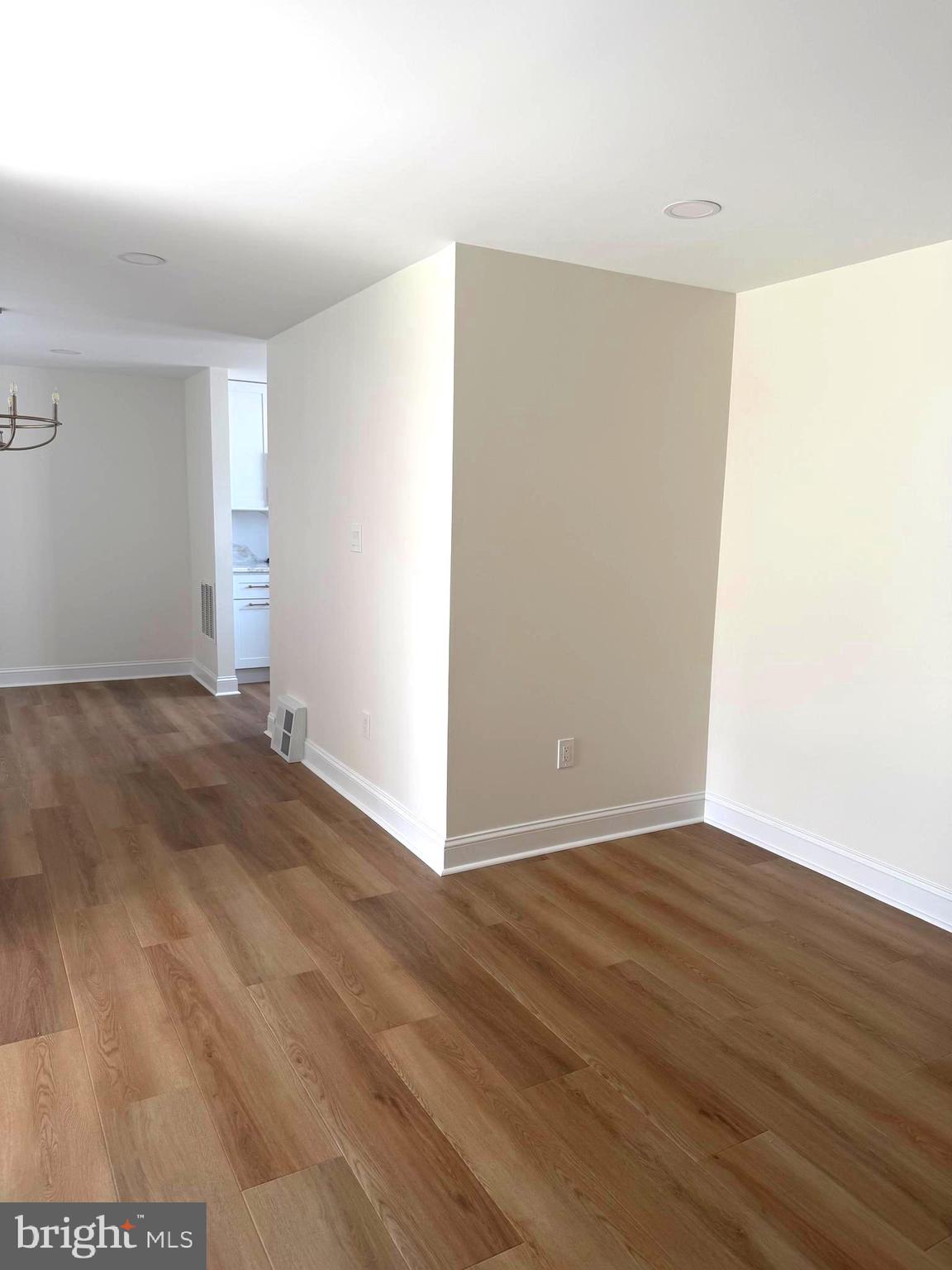 CHATHAM PARK - Residential