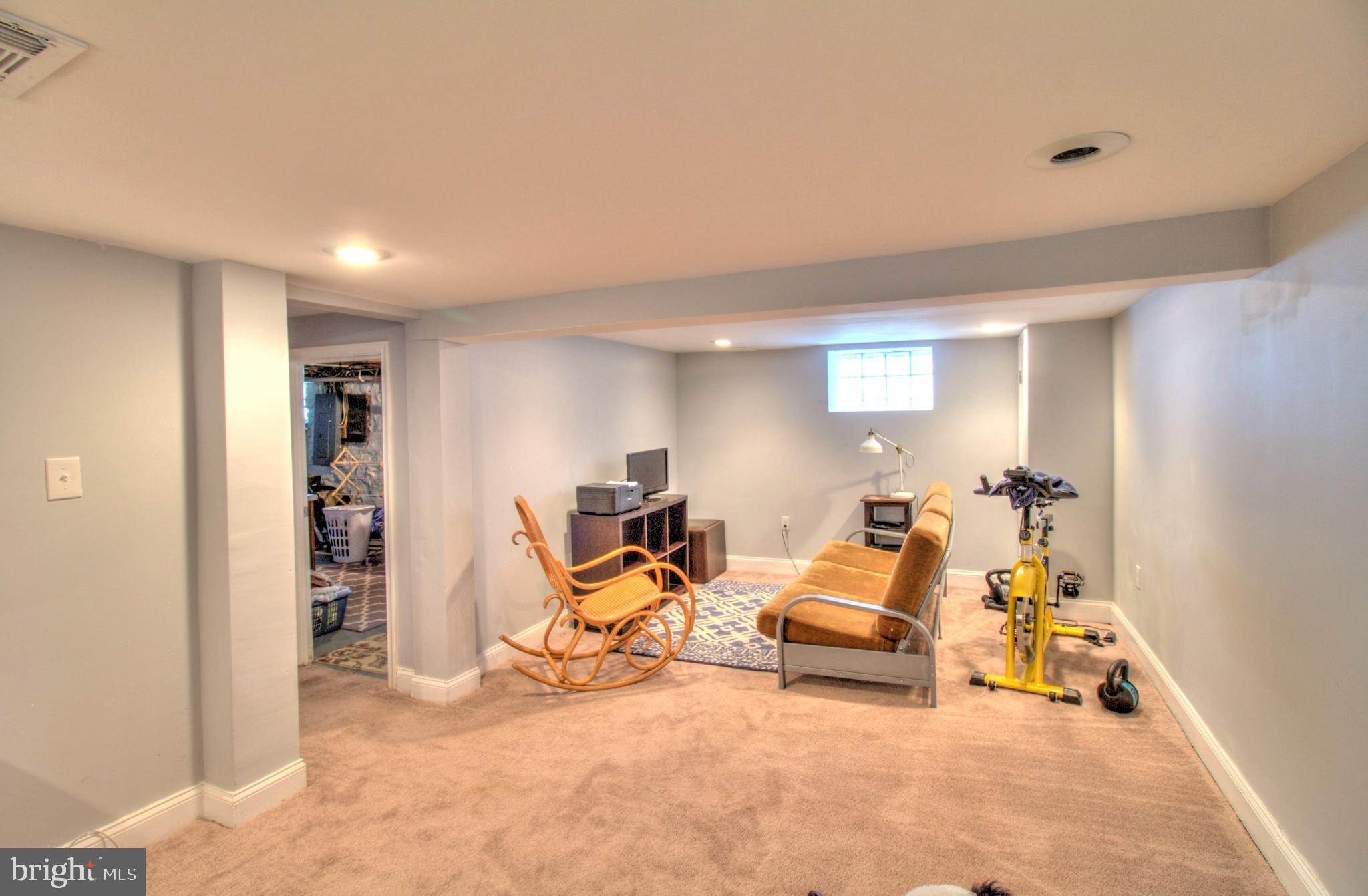 MOUNT WASHINGTON - Residential