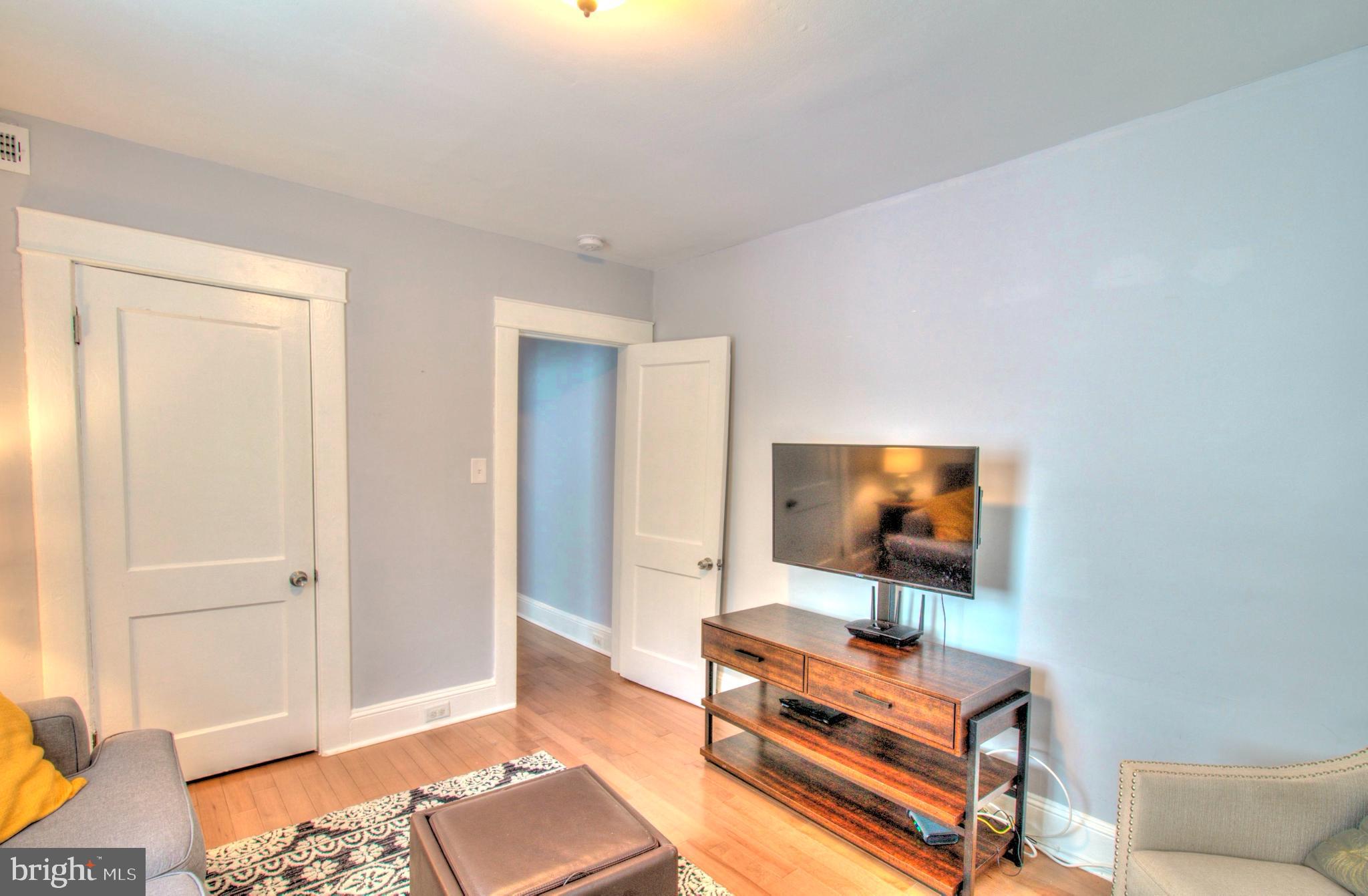 MOUNT WASHINGTON - Residential