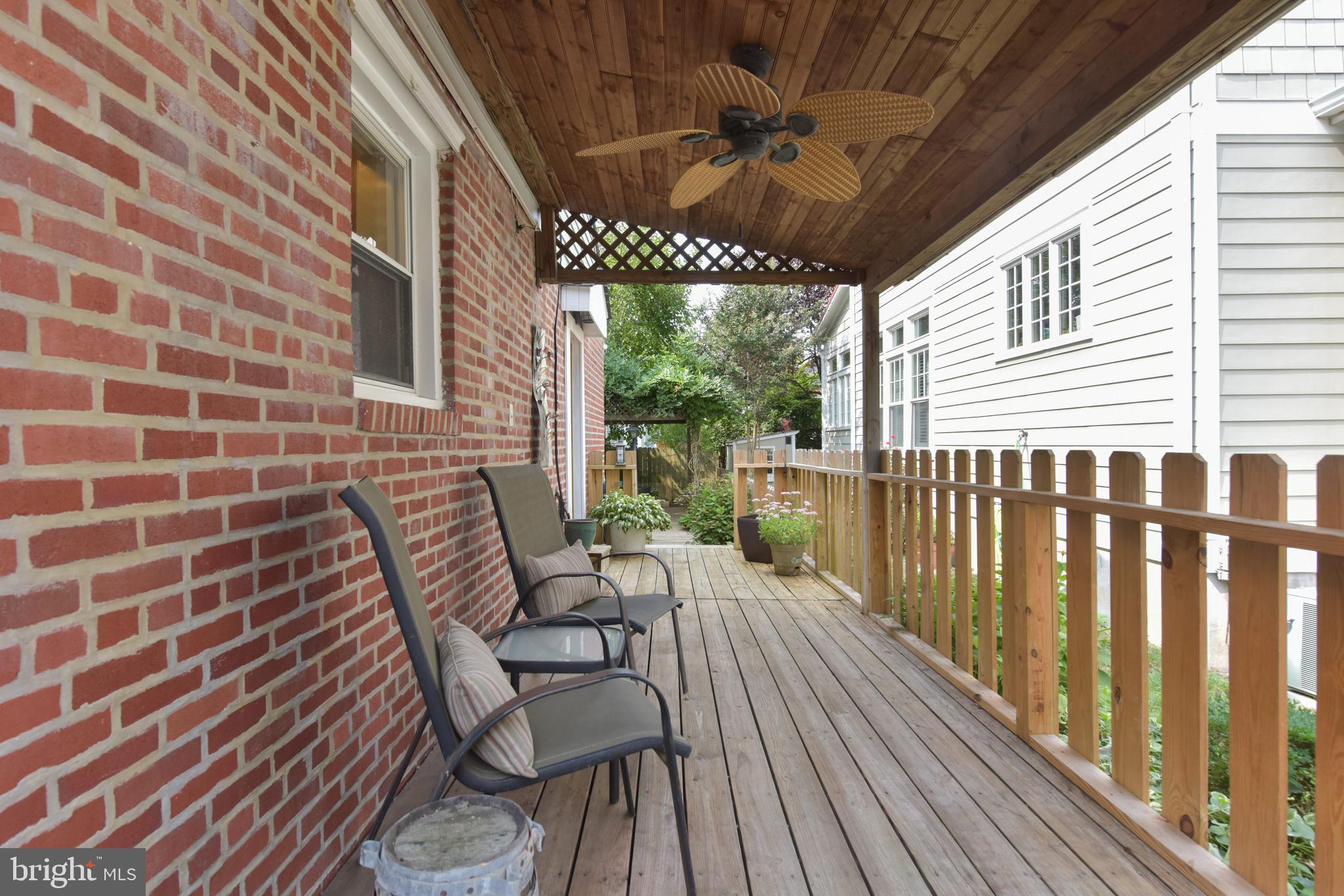 ROSEMONT PARK - Residential