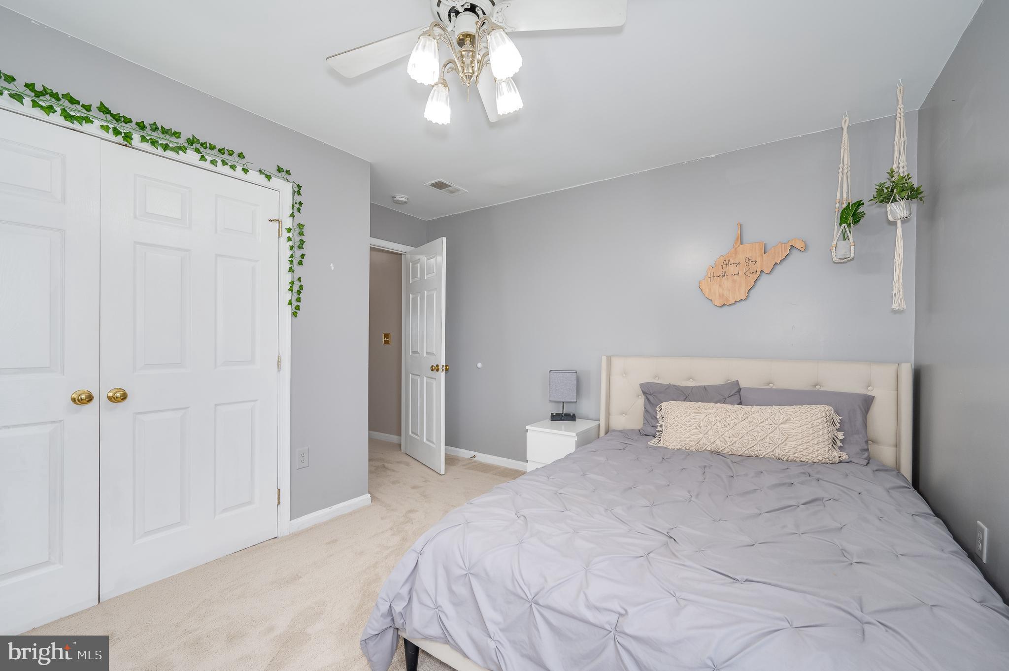 LOCUST HILL - Residential