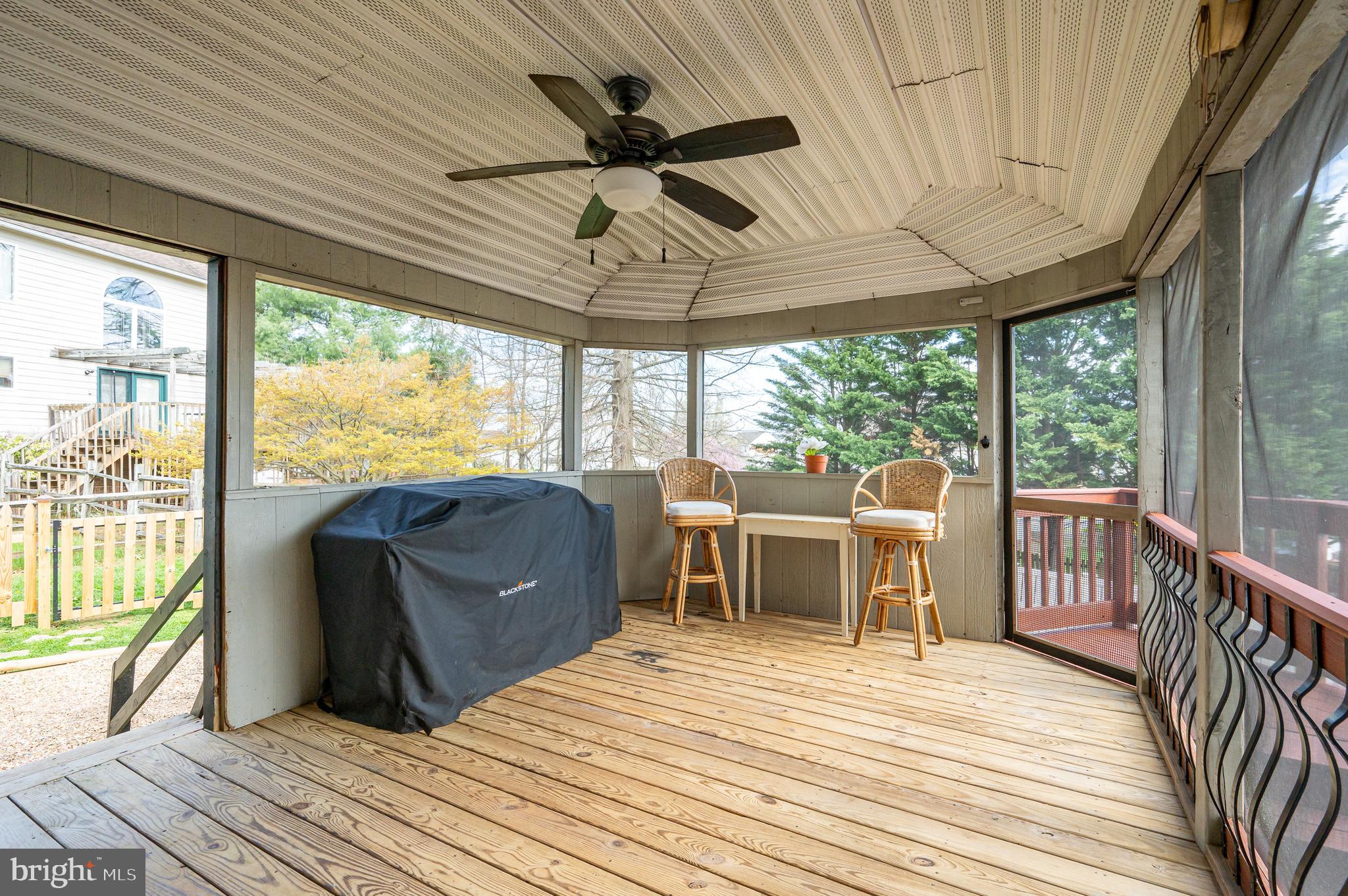 LOCUST HILL - Residential