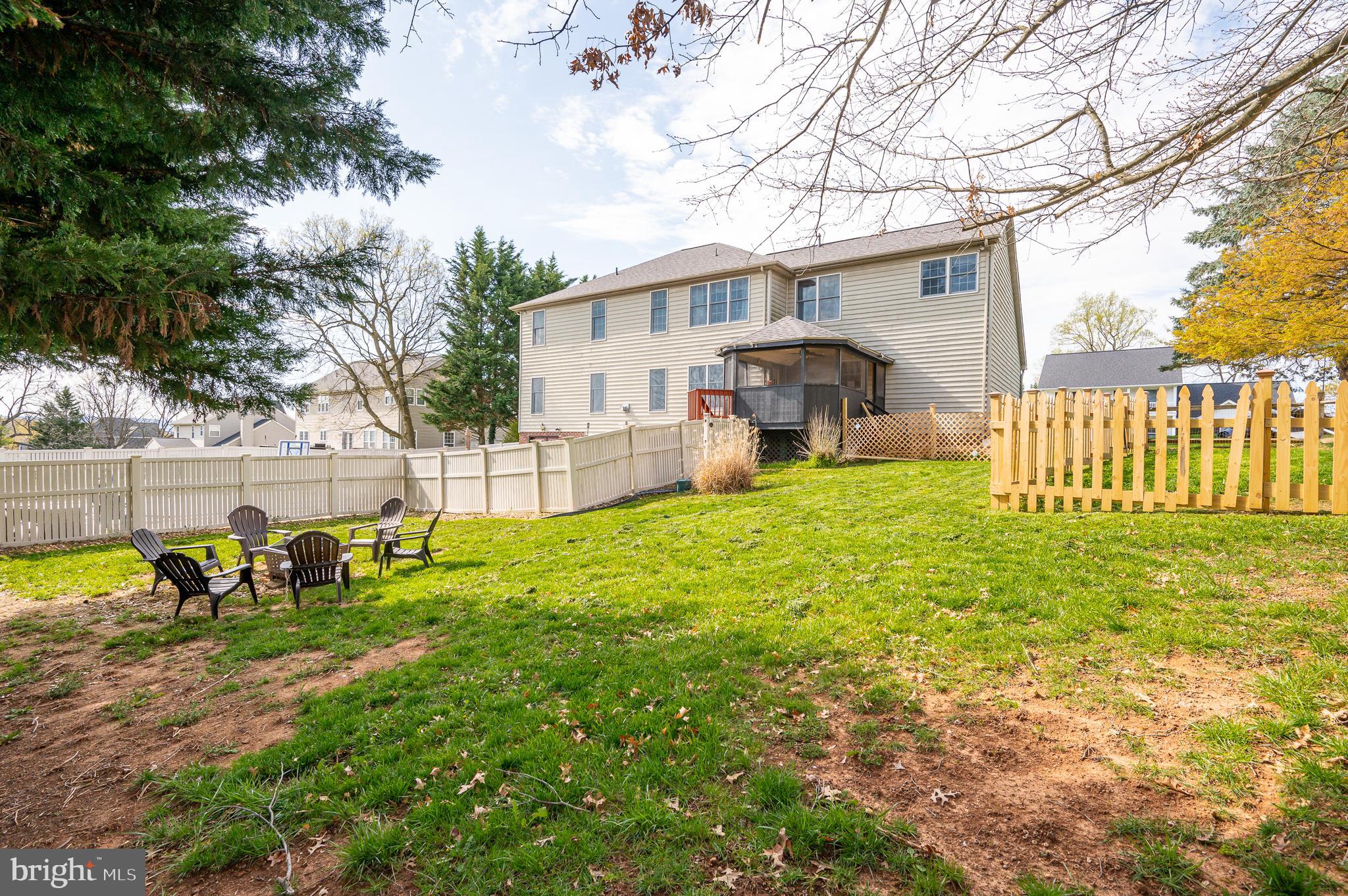 LOCUST HILL - Residential