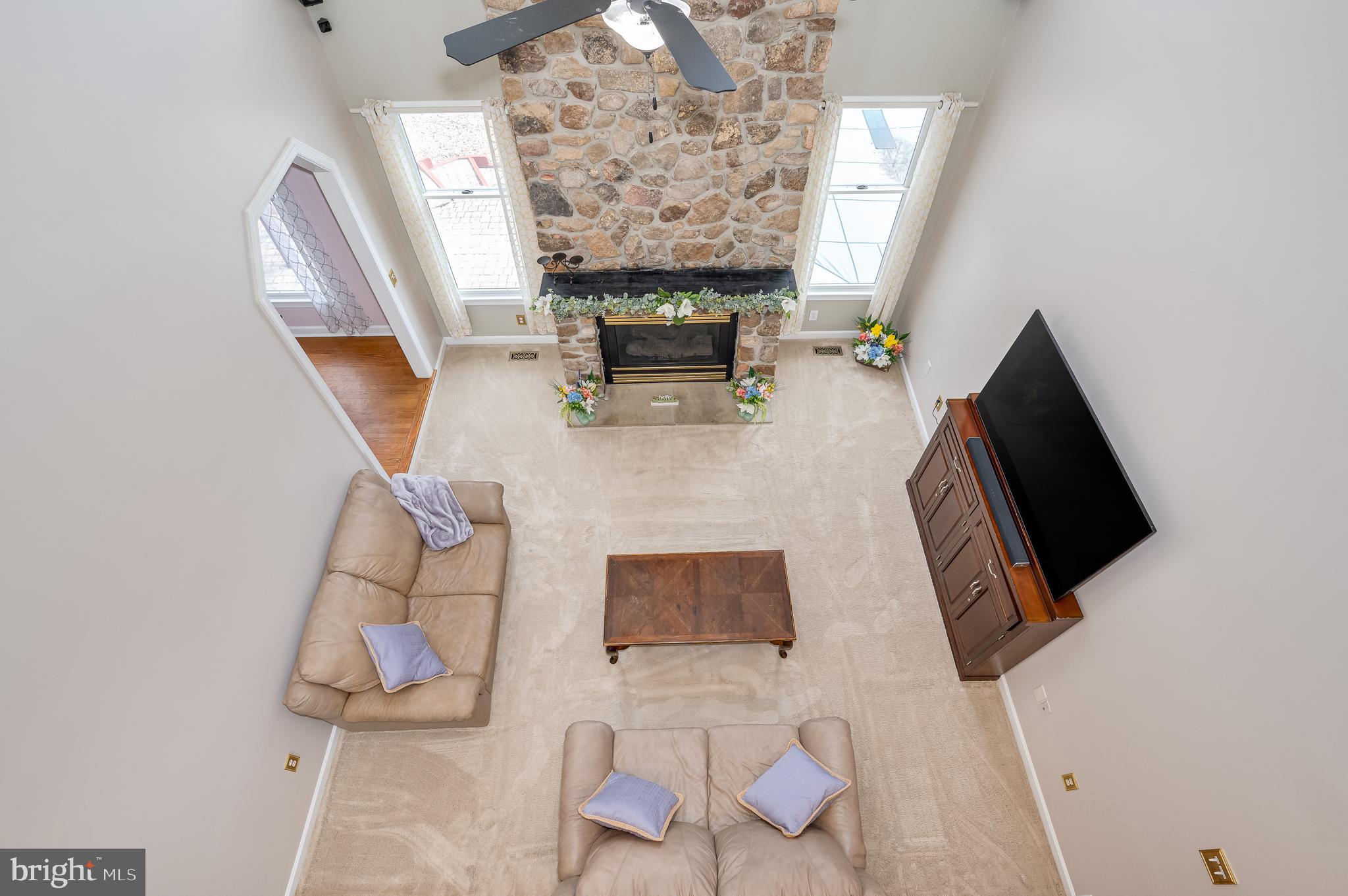 LOCUST HILL - Residential