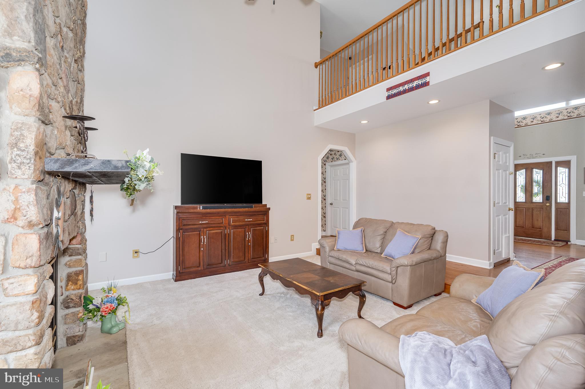 LOCUST HILL - Residential