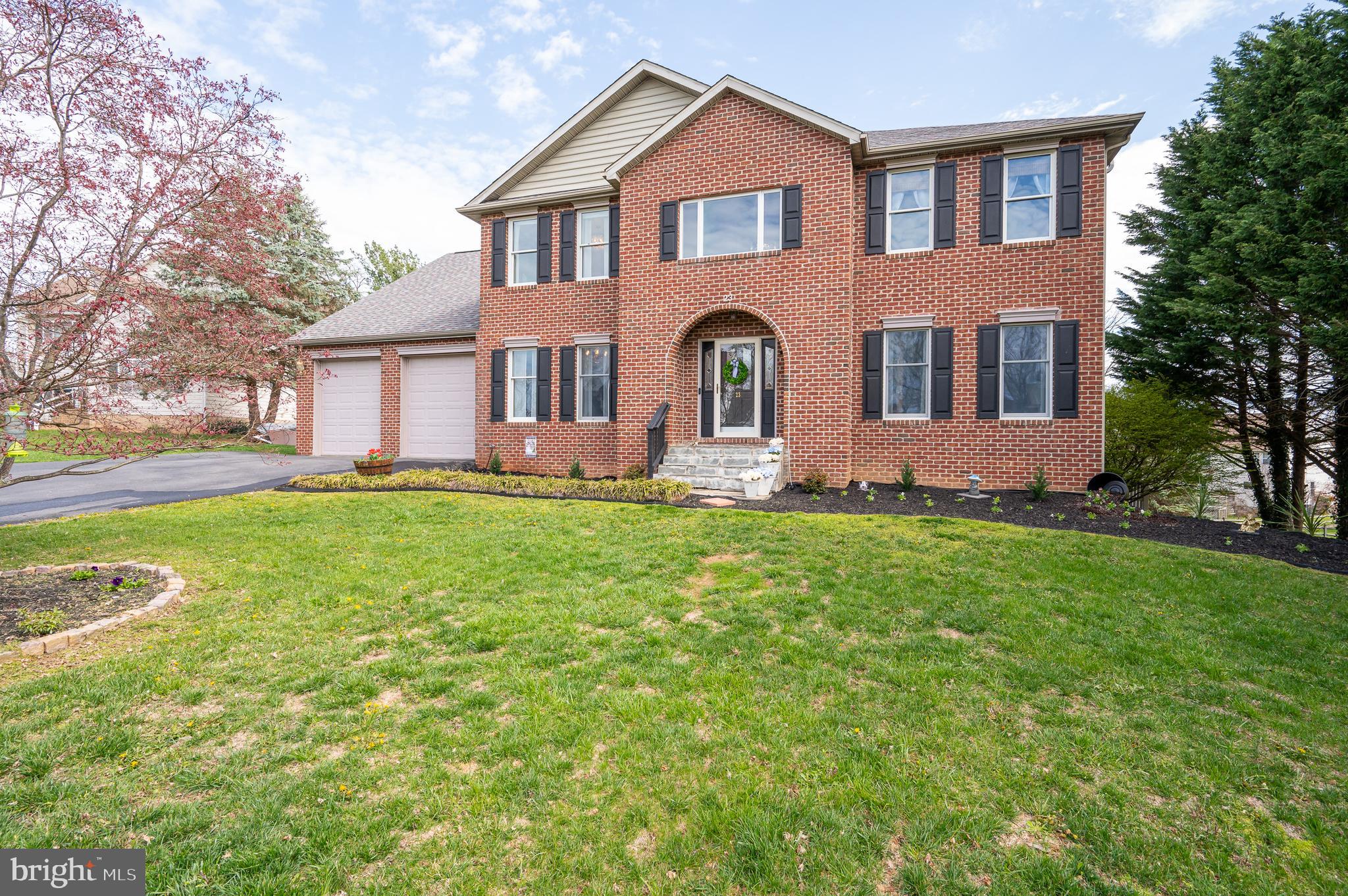 LOCUST HILL - Residential