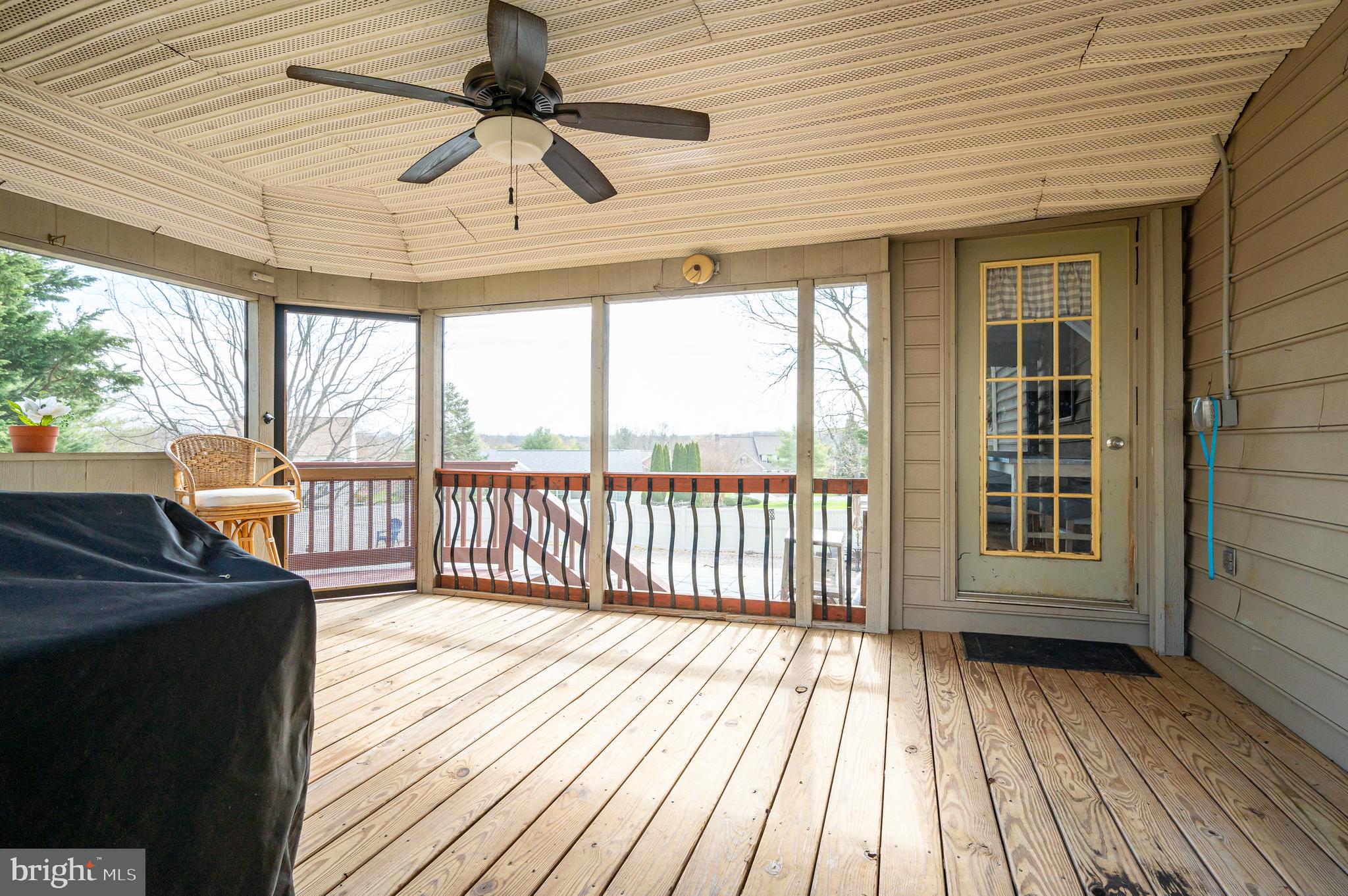 LOCUST HILL - Residential