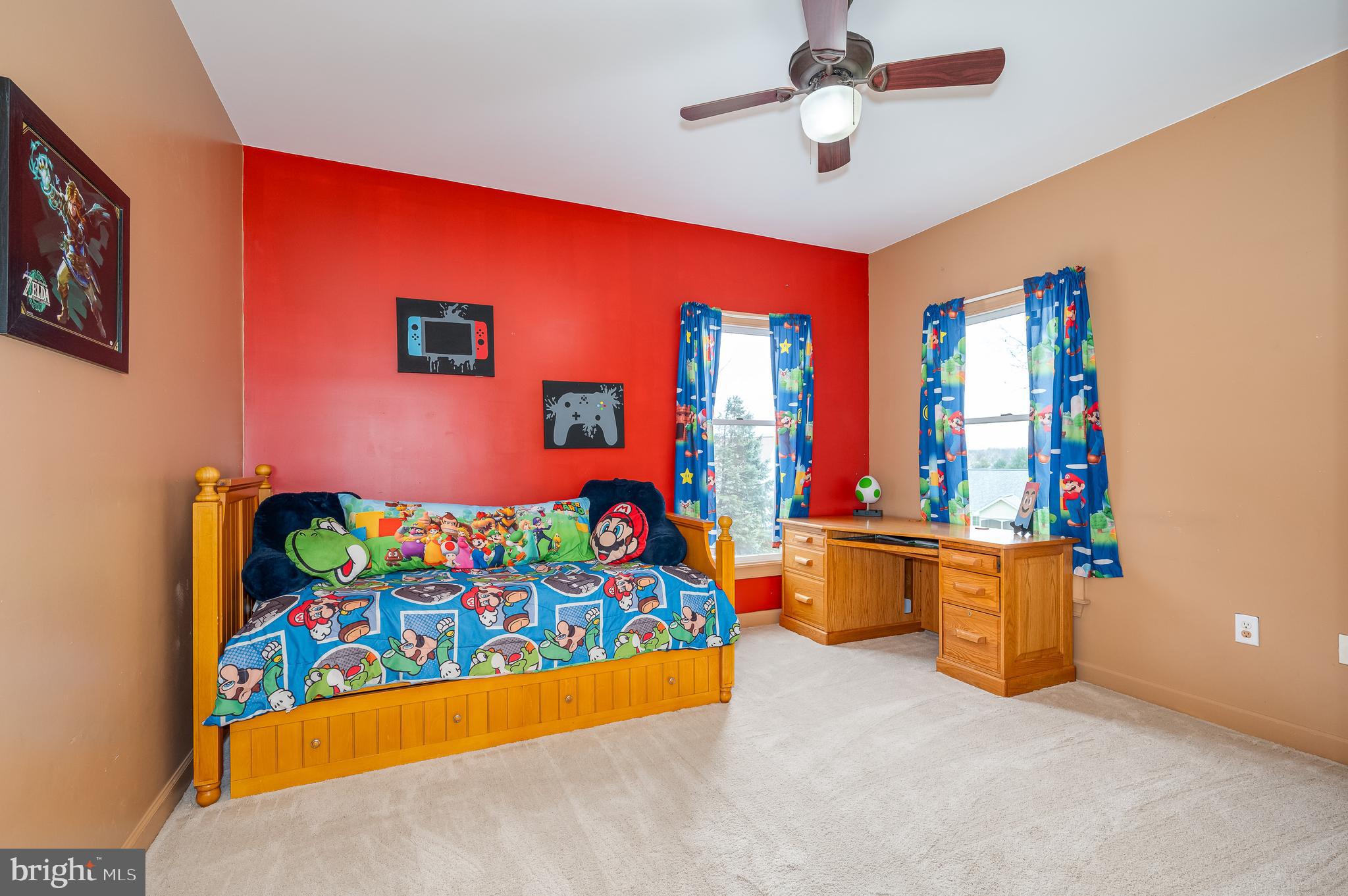 LOCUST HILL - Residential