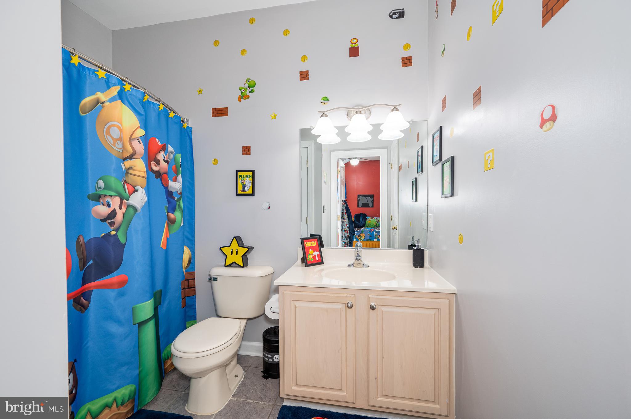 LOCUST HILL - Residential