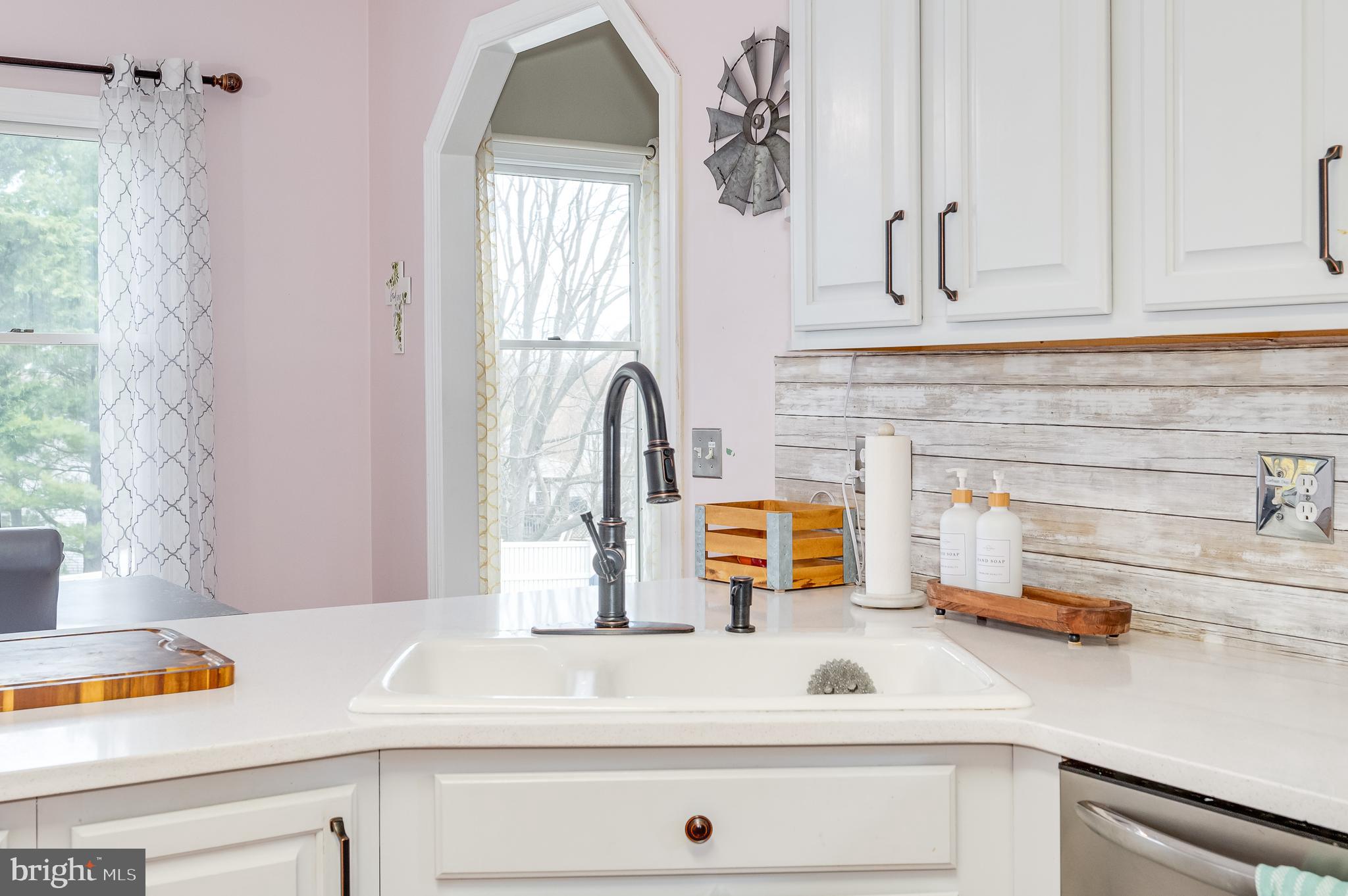 LOCUST HILL - Residential