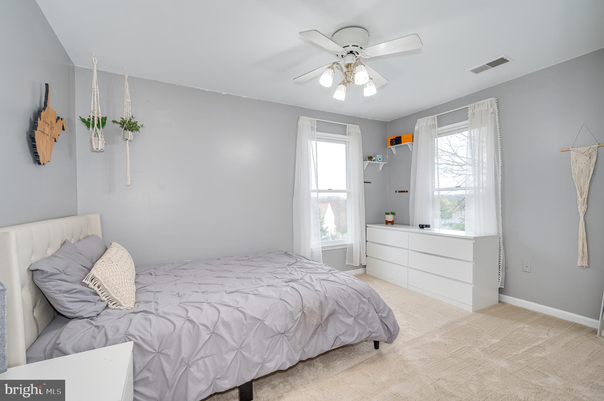 LOCUST HILL - Residential