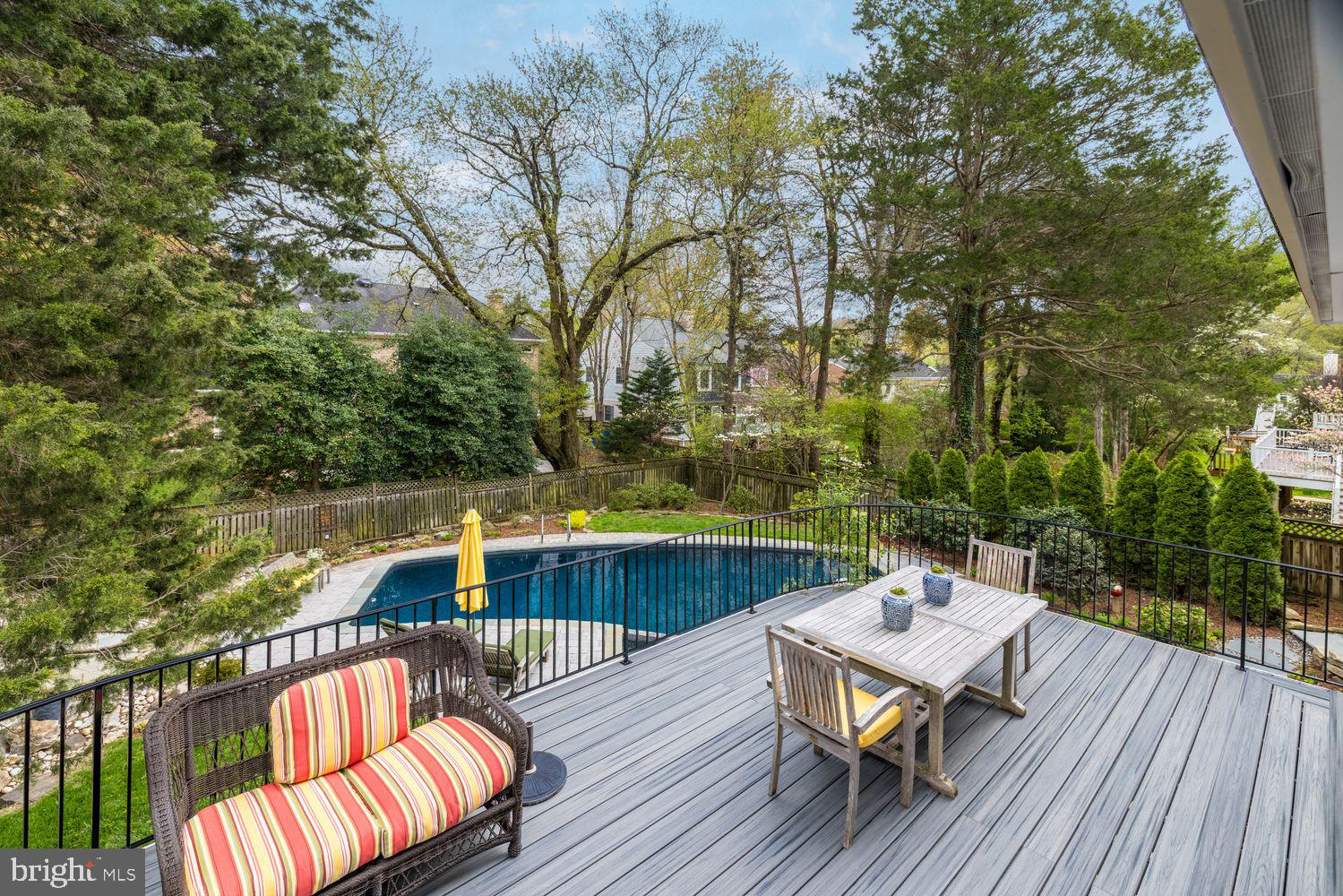 LYNWOOD - Residential